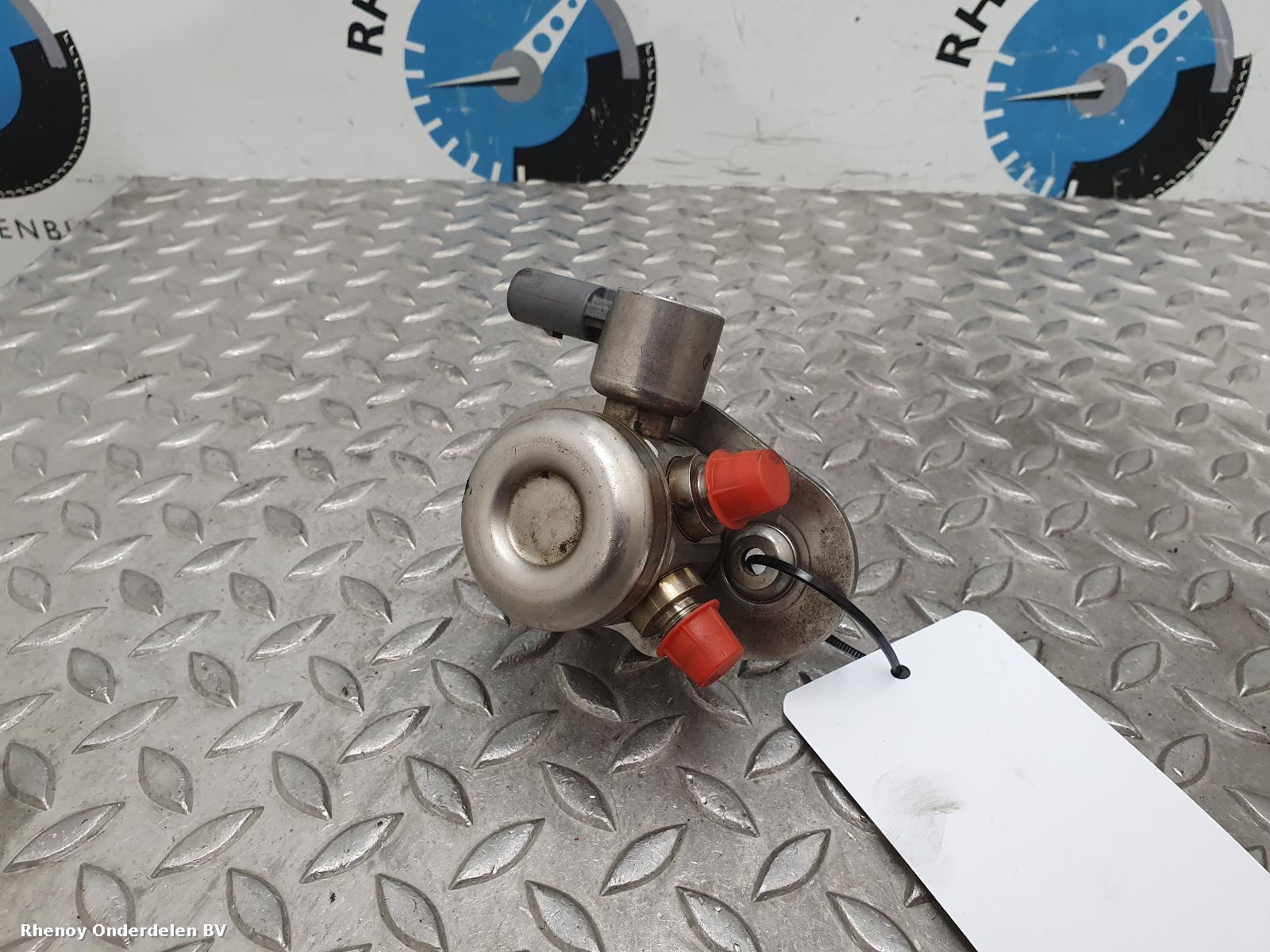 Bekijk Auto-onderdeel BRANDSTOF POMP VOOR DE INJECTOR BMW 3 SERIES 2012