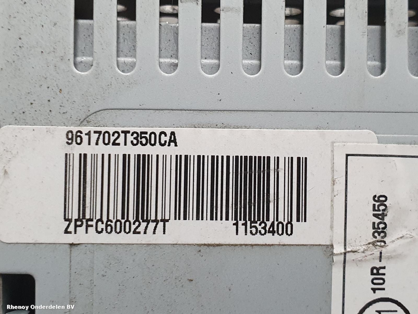 View Auto part RADIO KIA OPTIMA 2014