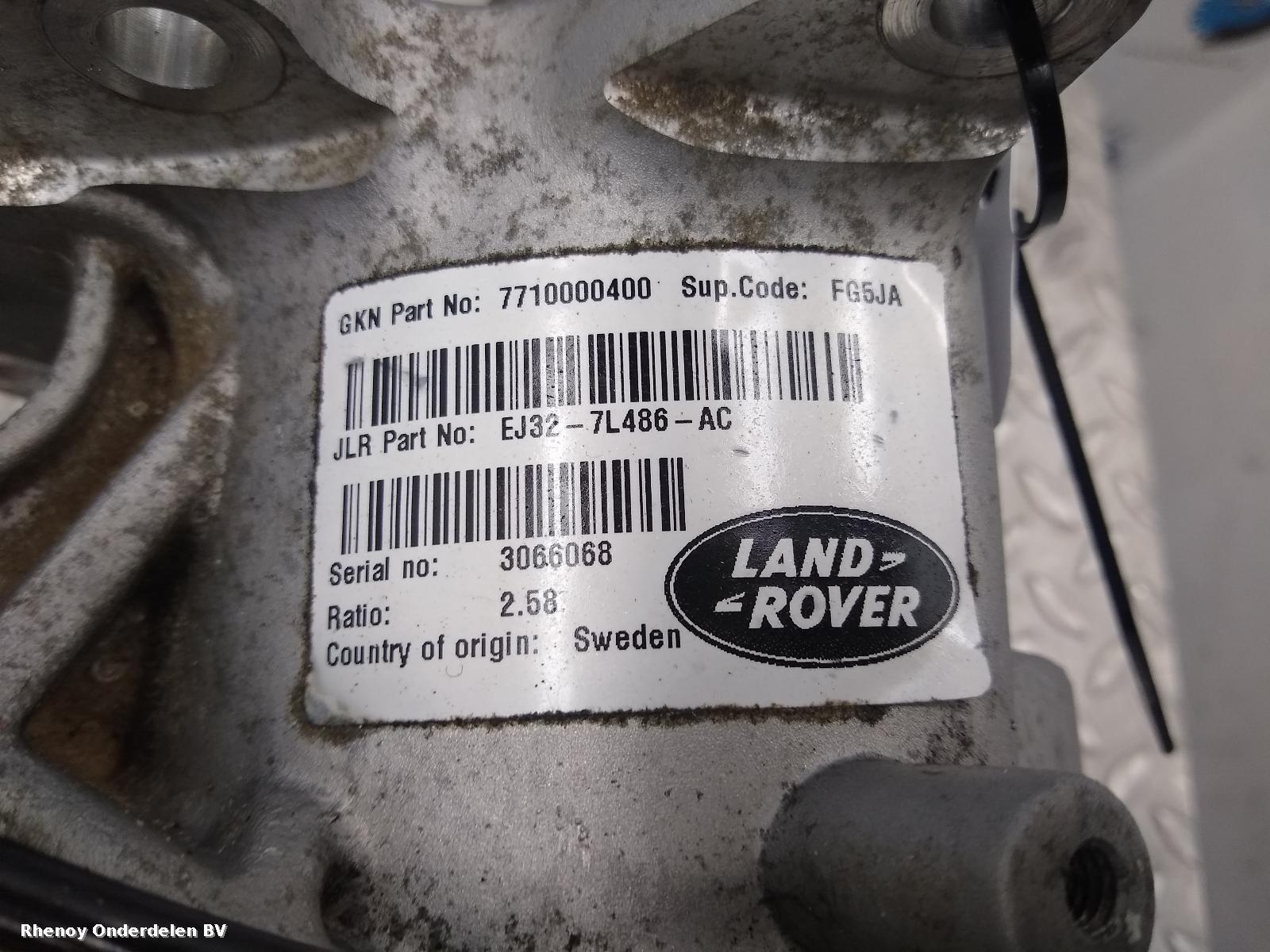 View Auto part TUSSENBAK LAND ROVER DISCOVERY SPORT 2017