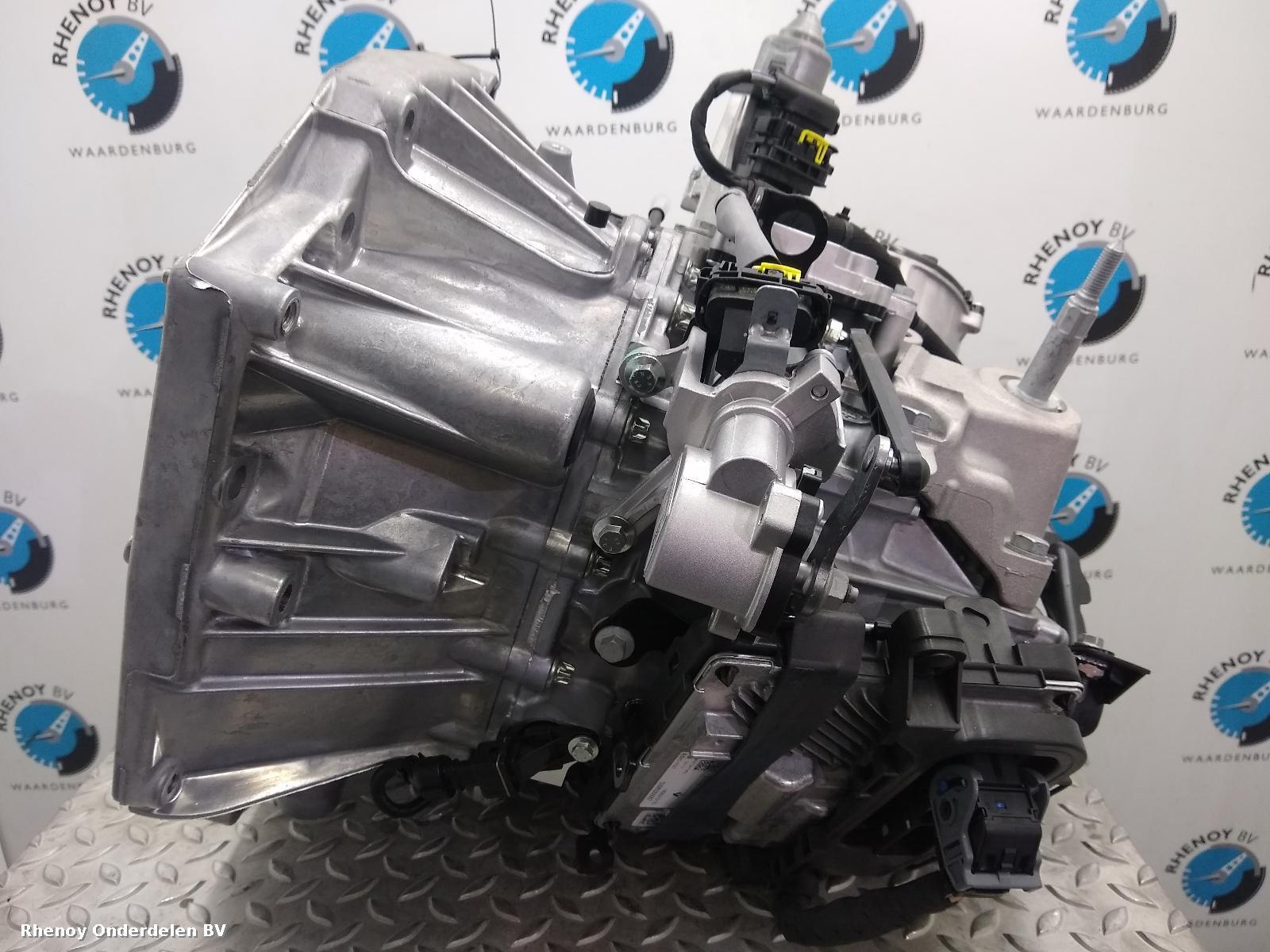 View Auto part TRANSMISSIE / VERSNELLINGSBAK DACIA SANDERO STEPWAY 2018
