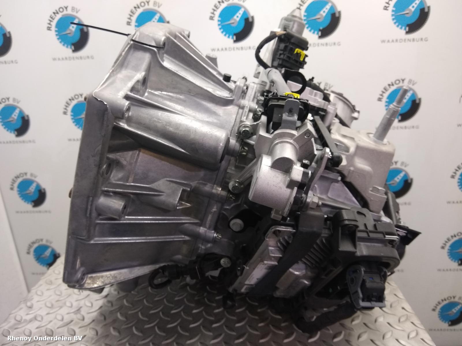 View Auto part TRANSMISSIE / VERSNELLINGSBAK DACIA SANDERO STEPWAY 2018