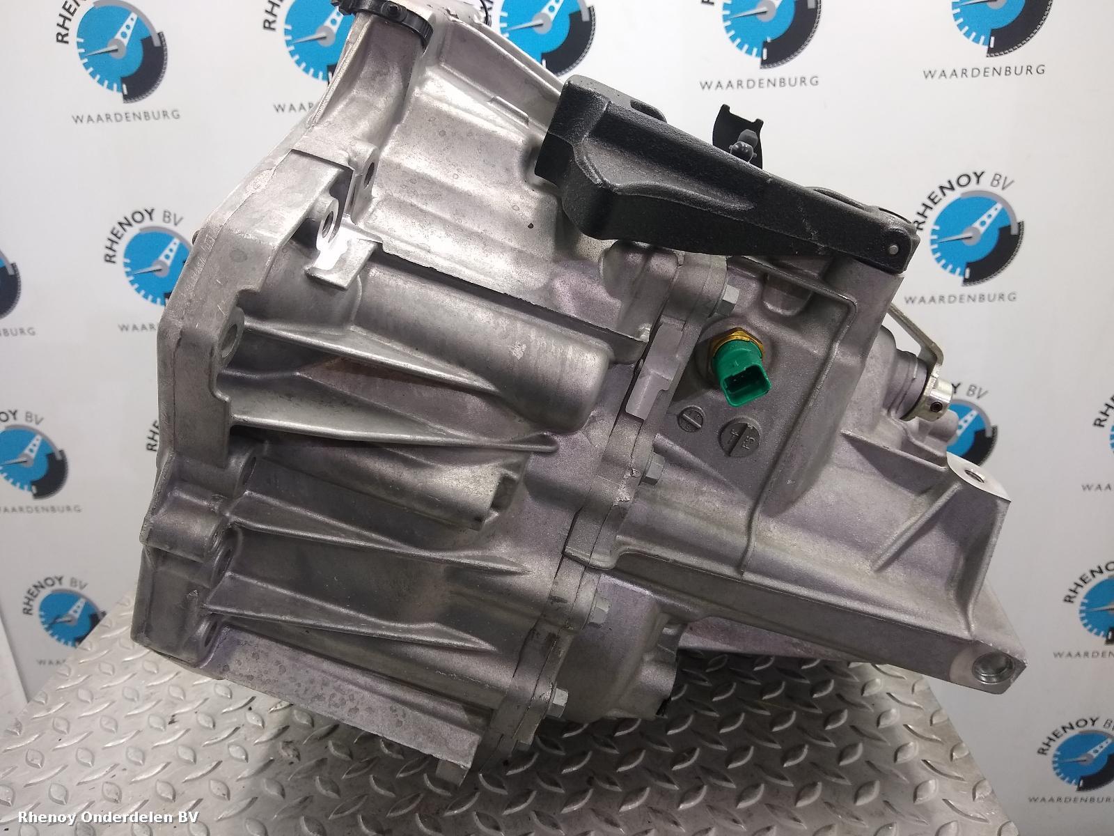 View Auto part TRANSMISSIE / VERSNELLINGSBAK RENAULT MEGANE 2017