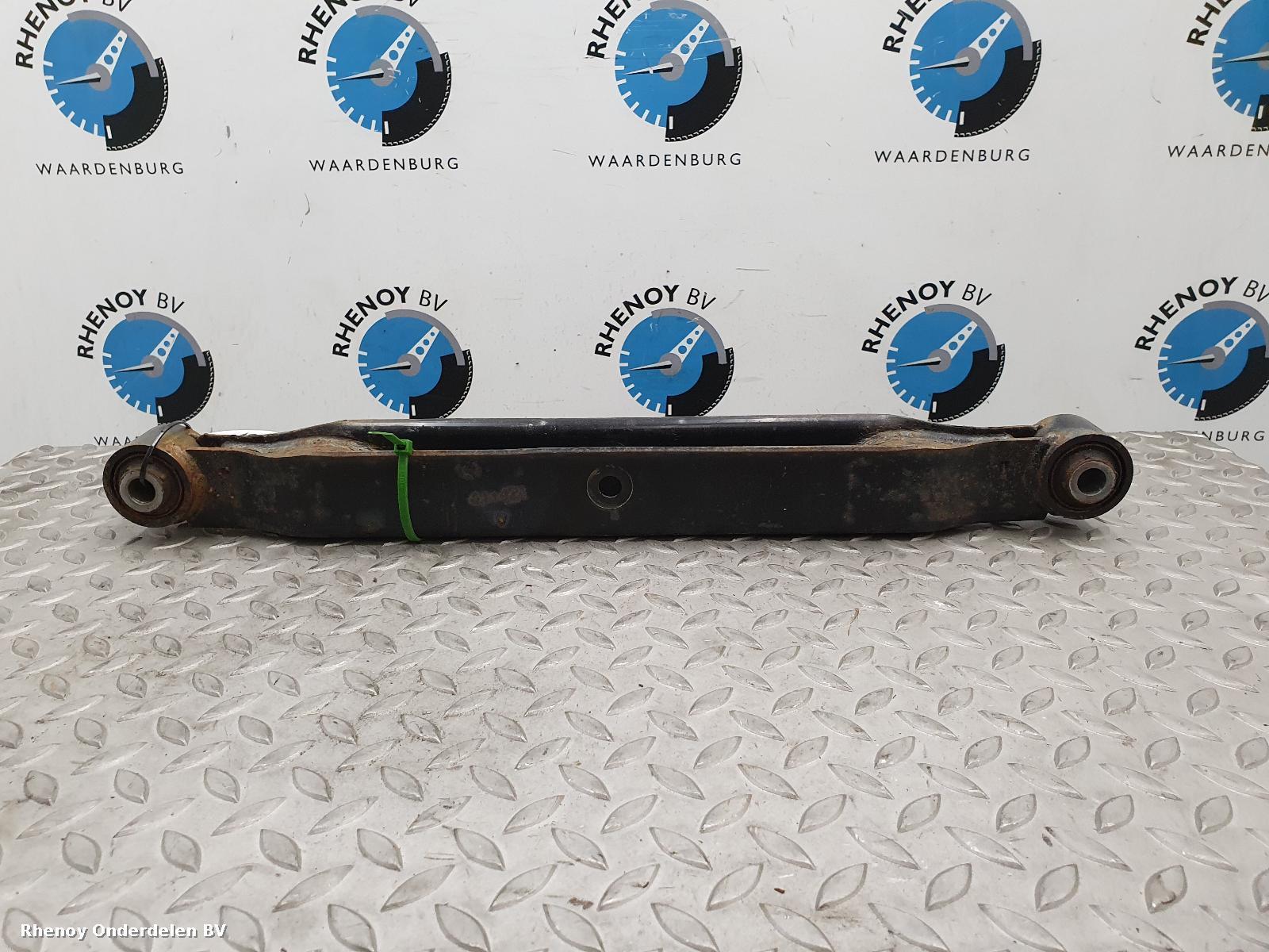 Bekijk Auto-onderdeel DRAAGARM ONDER LA NISSAN X TRAIL 2014