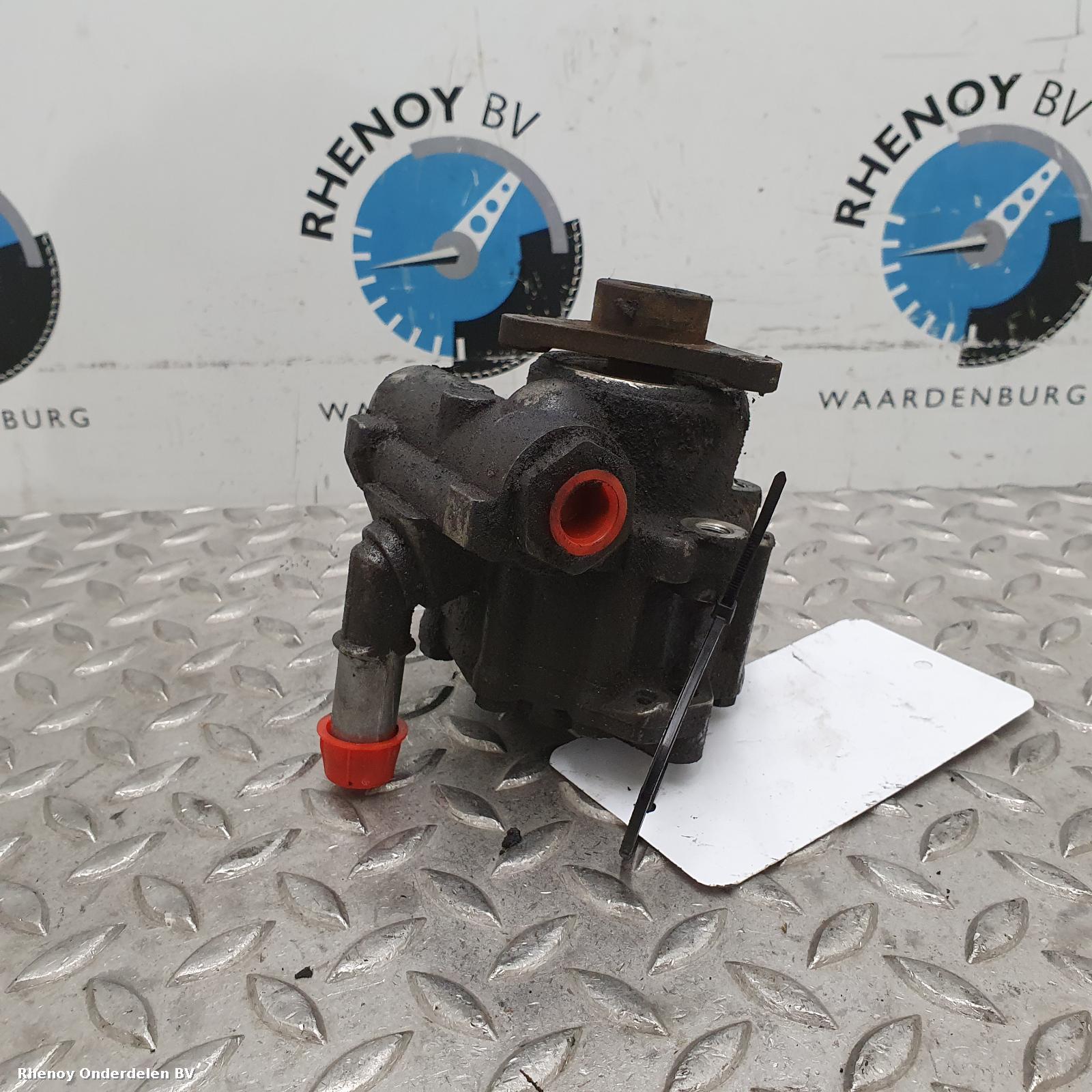 Bekijk Auto-onderdeel STUURPOMP RENAULT MASTER 2004