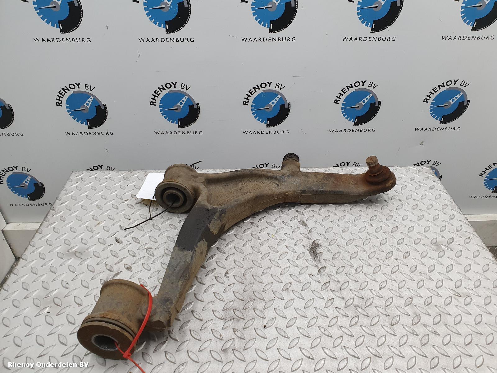 Bekijk Auto-onderdeel DRAAGARM ONDER RV RENAULT MASTER 2004