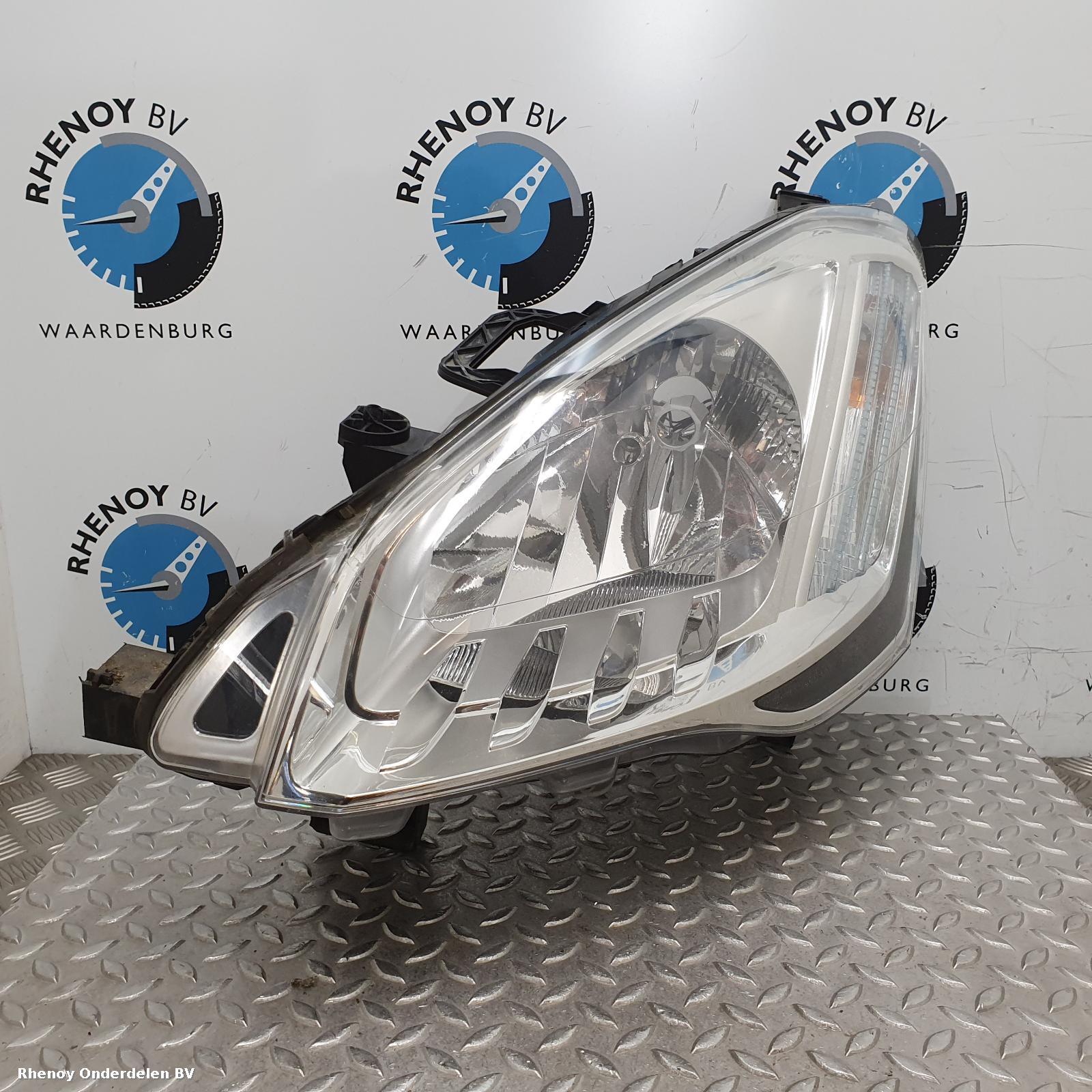 Bekijk Auto-onderdeel KOPLAMP L CITROEN BERLINGO 2003