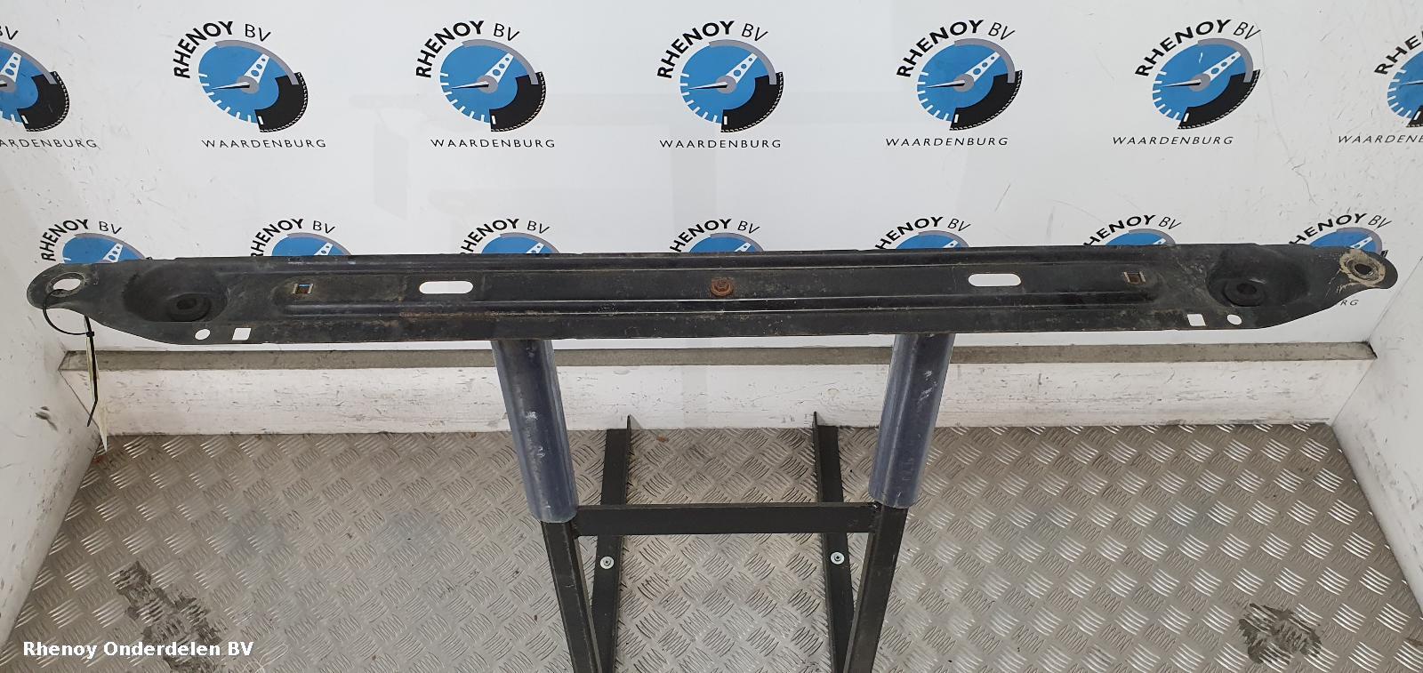 Bekijk Auto-onderdeel RADIATEUR BALK PEUGEOT PARTNER 2012