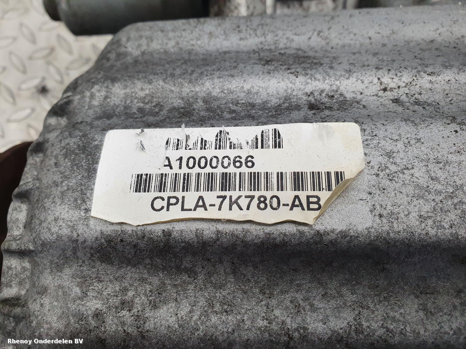 View Auto part TUSSENBAK LAND ROVER RANGE ROVER 2013