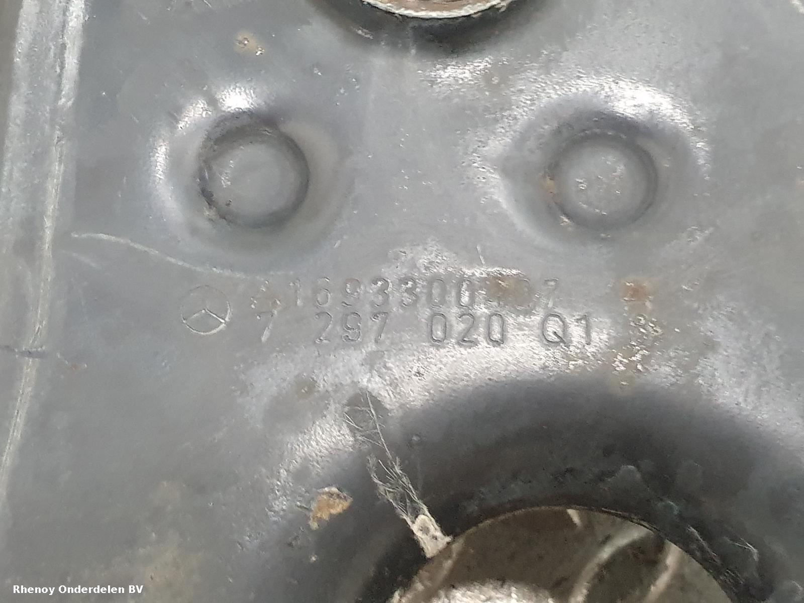 View Auto part DRAAGARM ONDER RV MERCEDES B CLASS 2007