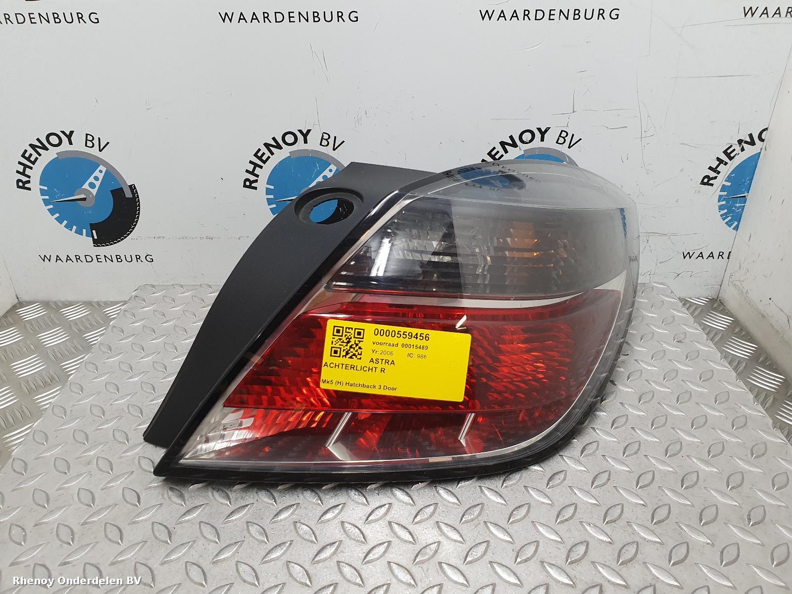 Bekijk Auto-onderdeel ACHTERLICHT R OPEL / VAUXHALL ASTRA 2006