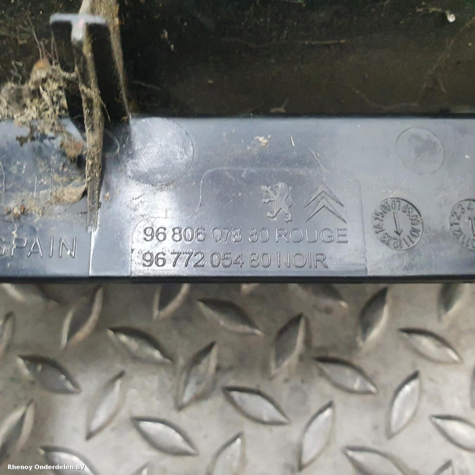 View Auto part ACHTERLICHT L PEUGEOT PARTNER 2012