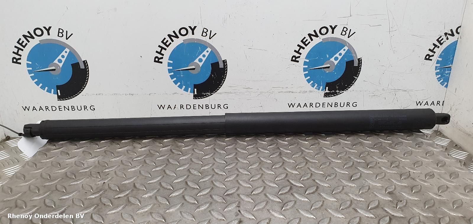 Bekijk Auto-onderdeel ACHTERKLEP GASVEER / ELEKTRISCHE SPINDEL FORD MONDEO 2017