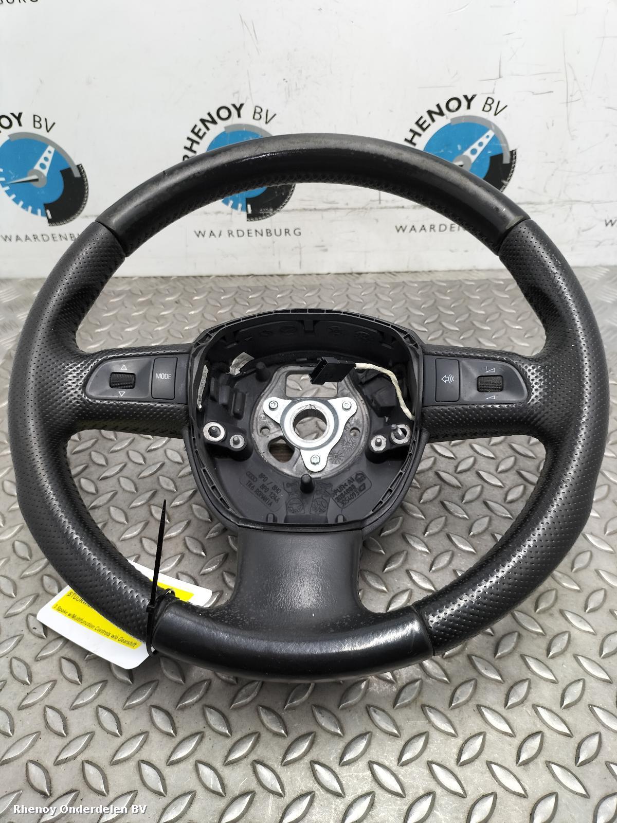 Bekijk Auto-onderdeel STUURWIEL AUDI A4 2006