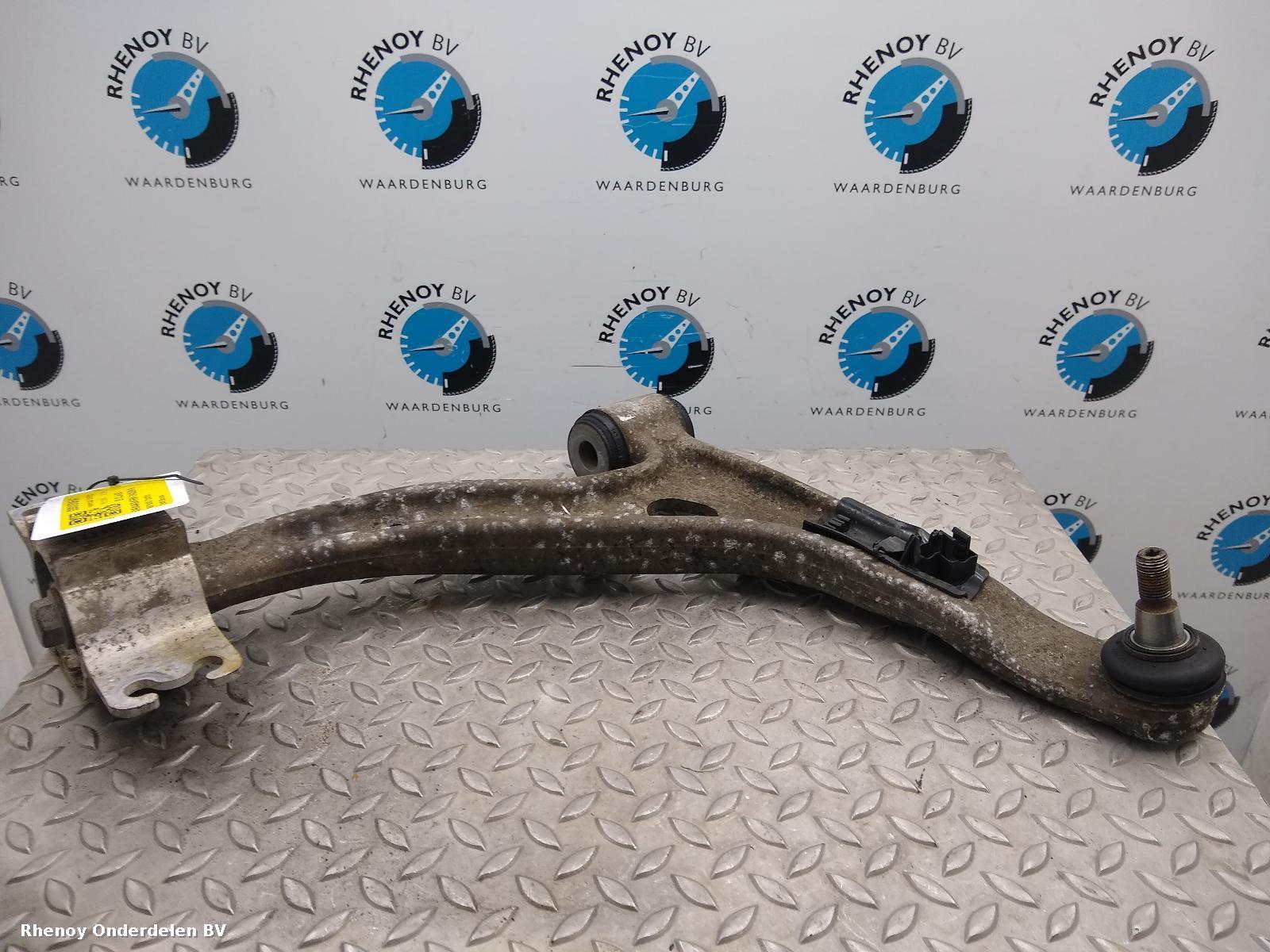 View Auto part RF Lower Control Arm MERCEDES B CLASS 2014