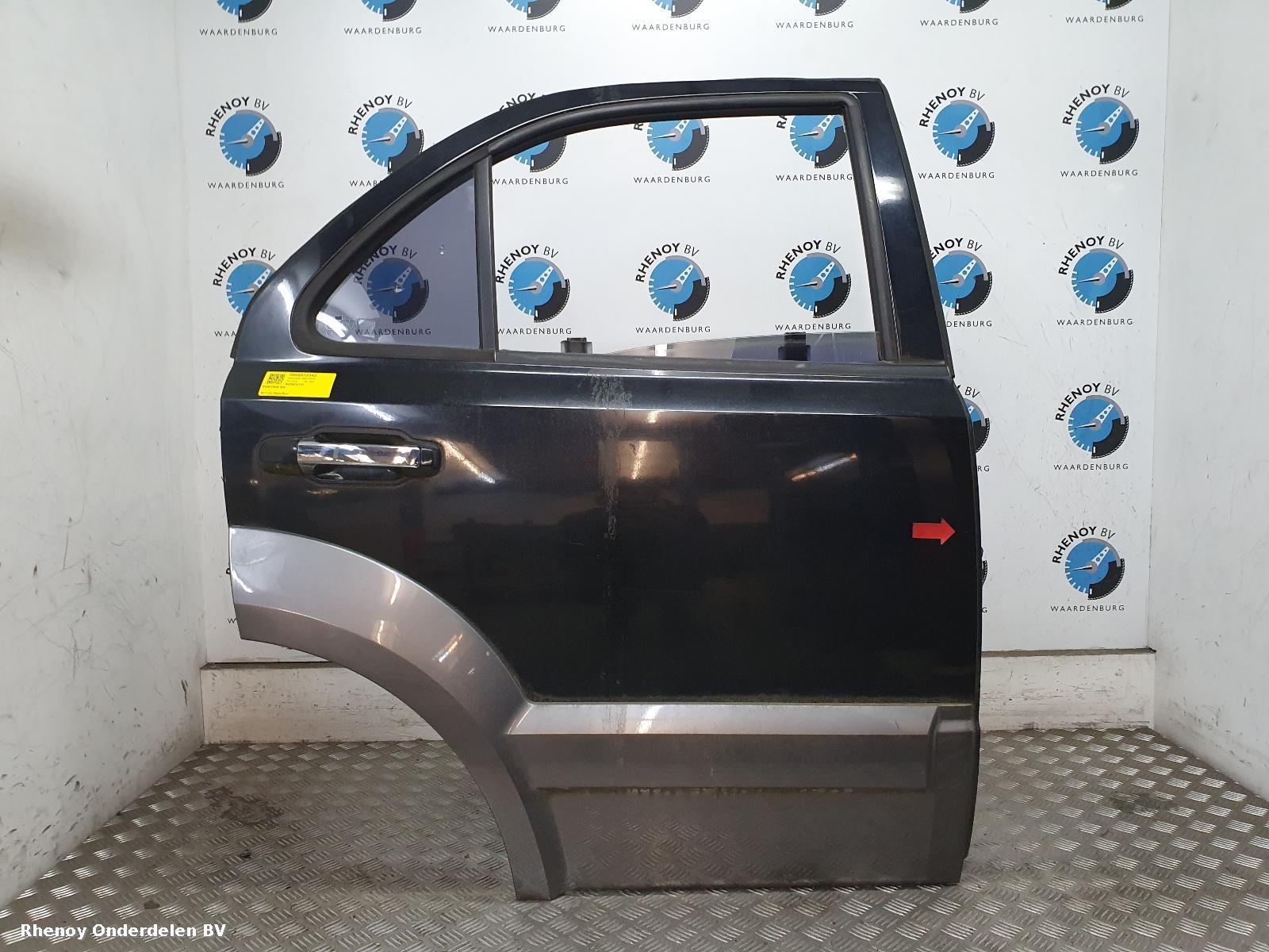 View Auto part R Rear Door KIA SORENTO 2006