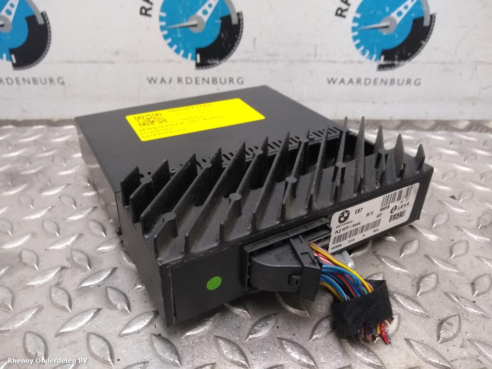 Bekijk Auto-onderdeel VERSTERKER UNIT AUDIO BMW 1 SERIES 2004