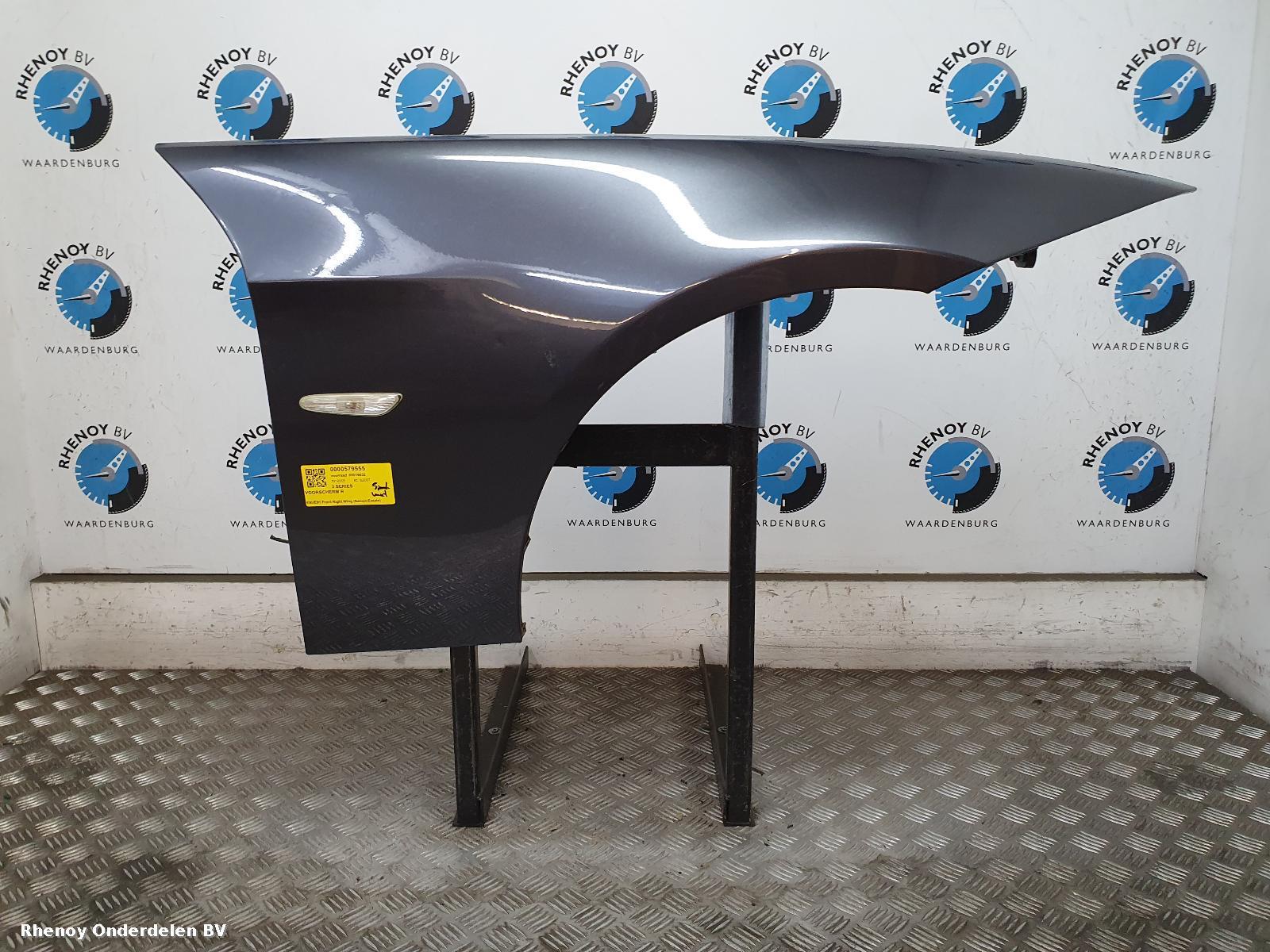 Bekijk Auto-onderdeel VOORSCHERM R BMW 3 SERIES 2005
