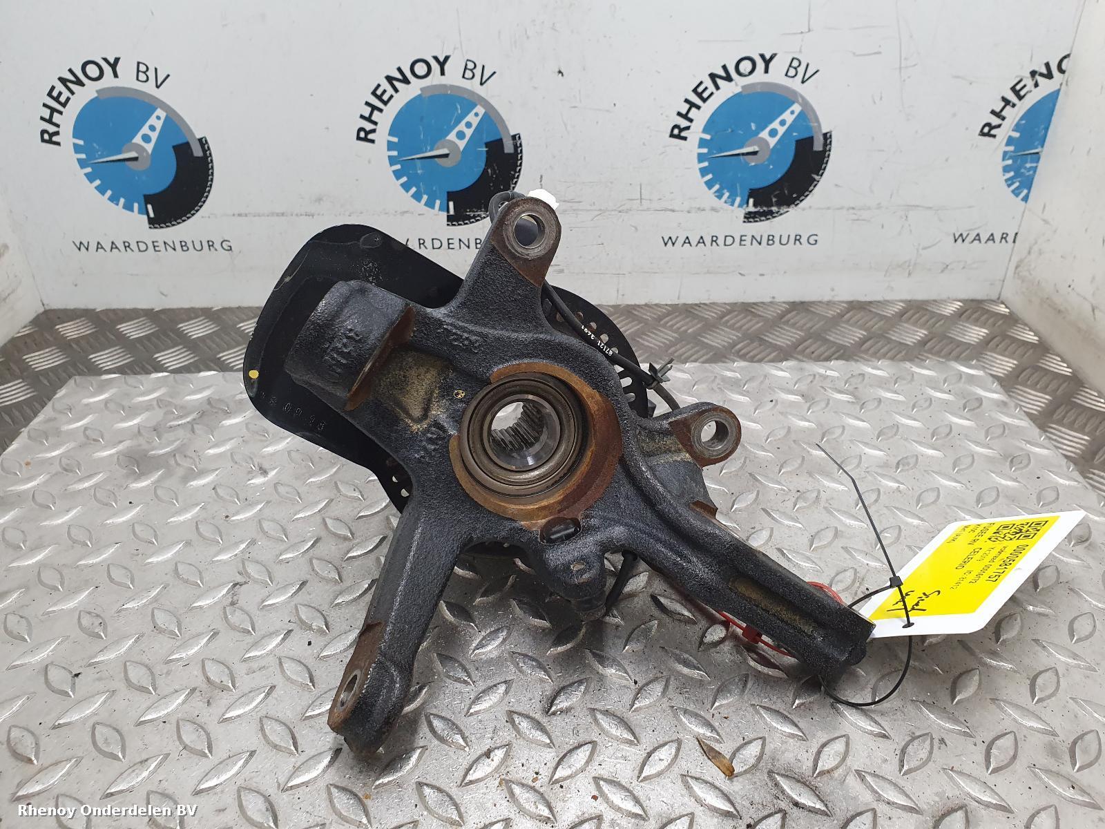 Bekijk Auto-onderdeel FUSEE RV SUZUKI CELERIO 2019