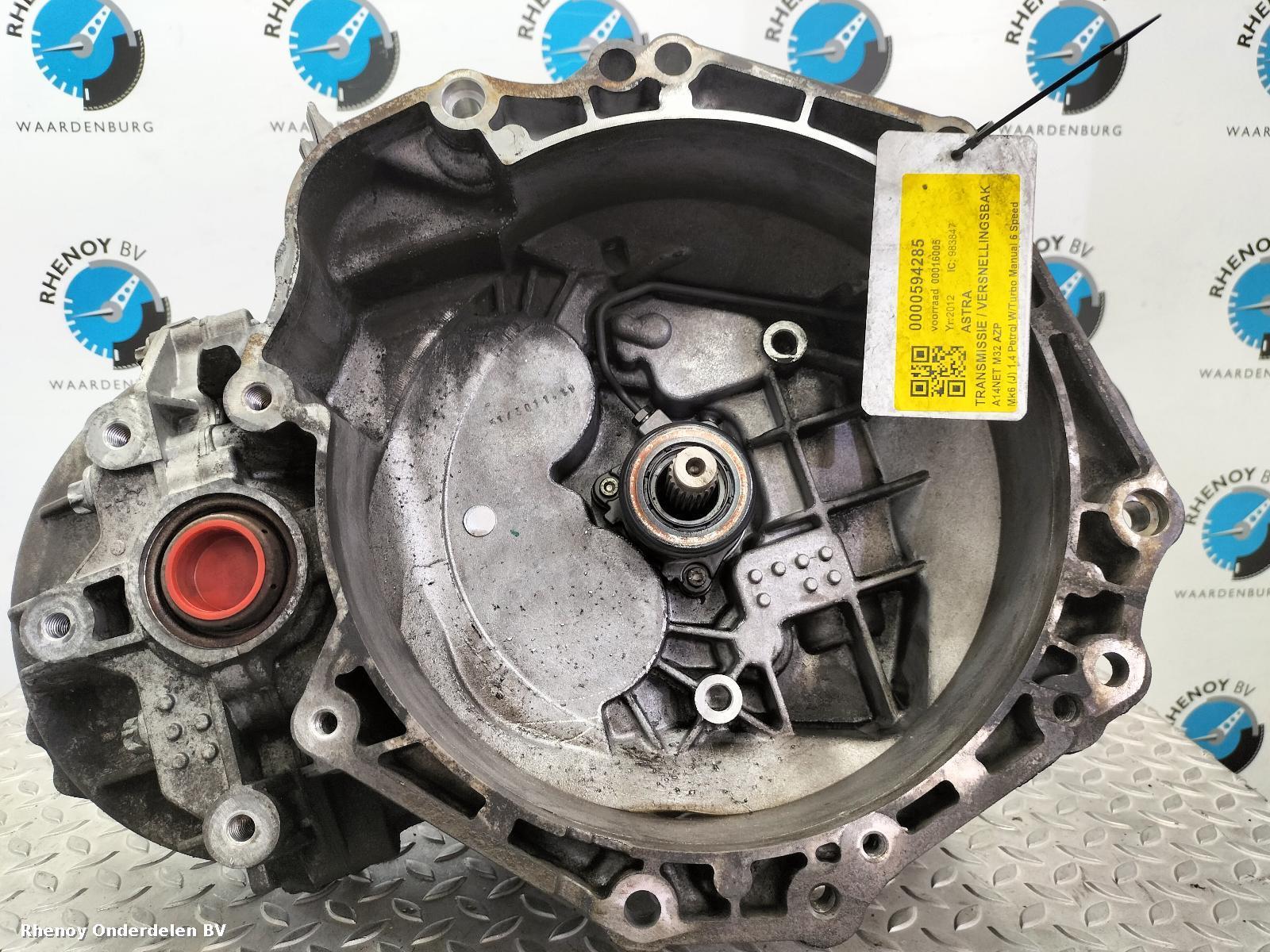 Bekijk Auto-onderdeel TRANSMISSIE / VERSNELLINGSBAK OPEL / VAUXHALL ASTRA 2012