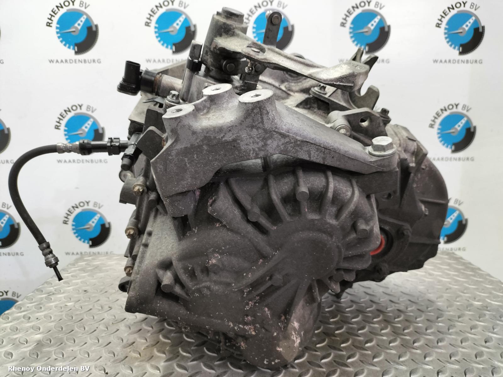 2012 OPEL / VAUXHALL ASTRA TRANSMISSIE / VERSNELLINGSBAK View Auto part TRANSMISSIE / VERSNELLINGSBAK OPEL / VAUXHALL ASTRA 2012
