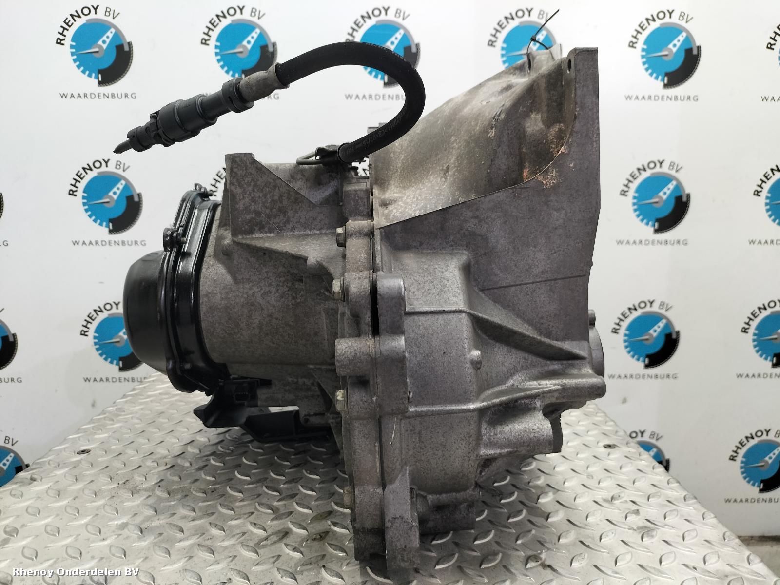 View Auto part TRANSMISSIE / VERSNELLINGSBAK FORD FIESTA 2015