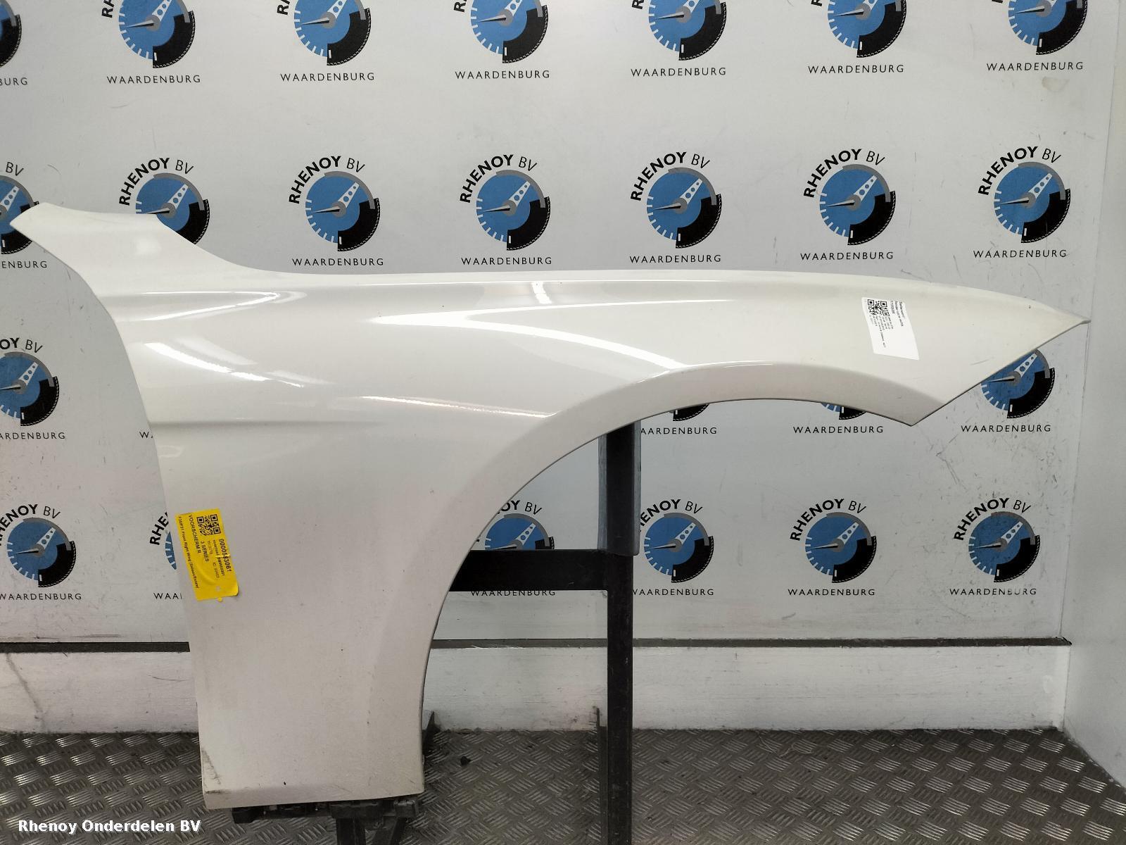 View Auto part R Wing BMW 3 SERIES 2017