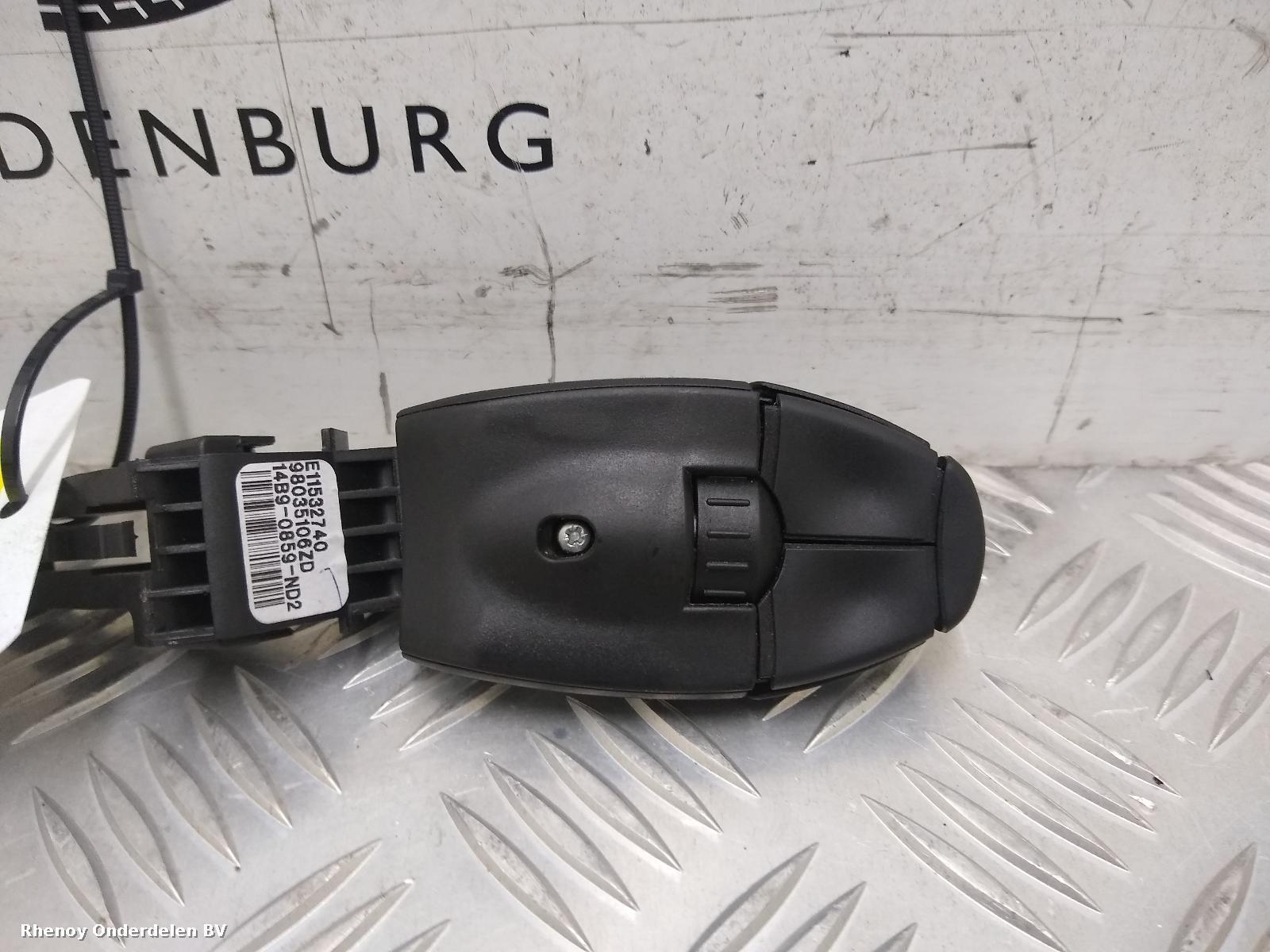 View Auto part SCHAKELAAR MULTIFUNCTIONEEL COMPUTER PEUGEOT 308 2019