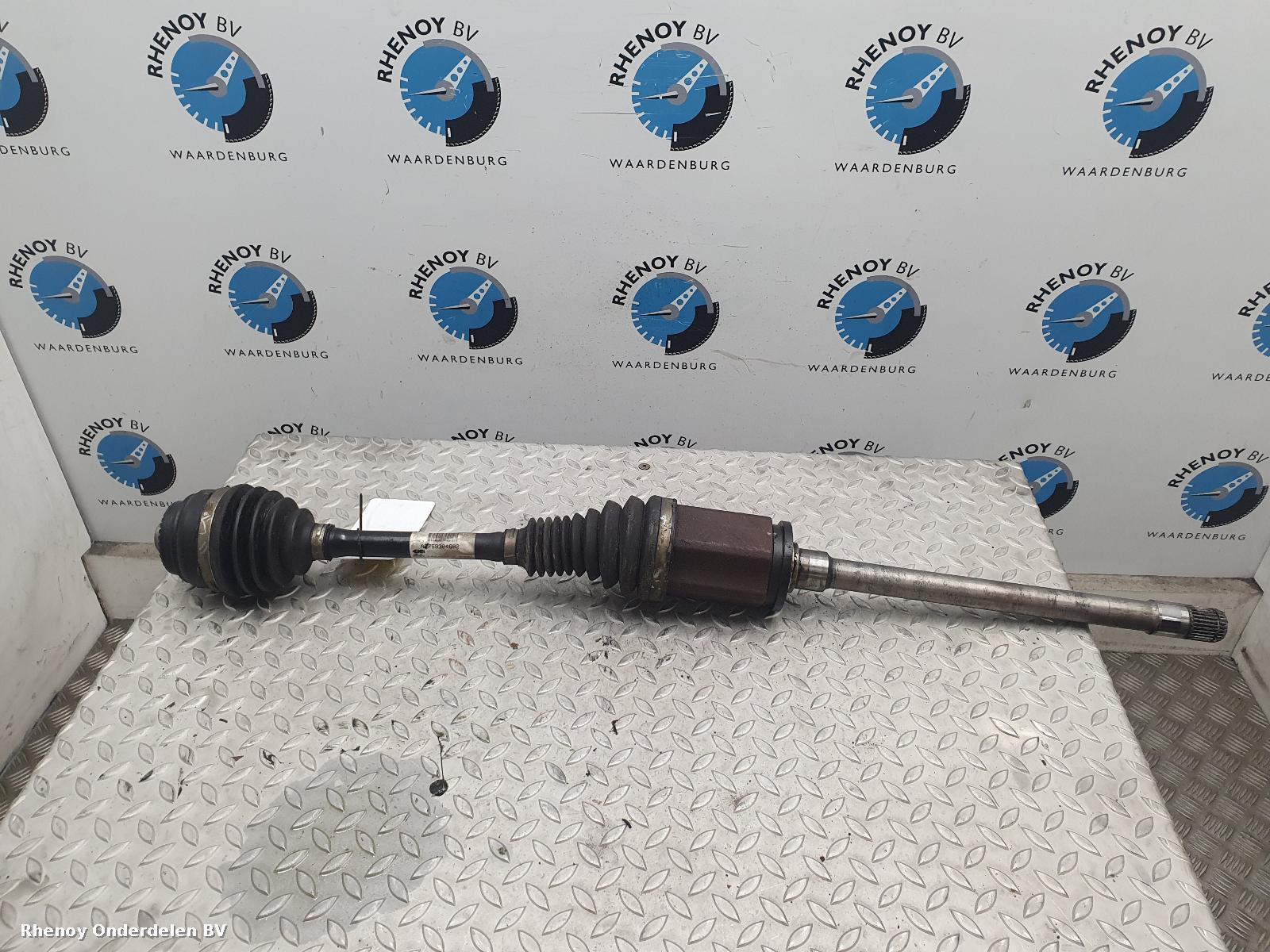Bekijk Auto-onderdeel AANDRIJFAS R BMW 5 SERIES 2010