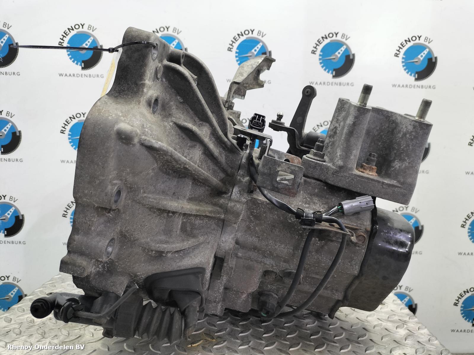 View Auto part TRANSMISSIE / VERSNELLINGSBAK MAZDA 2  2012
