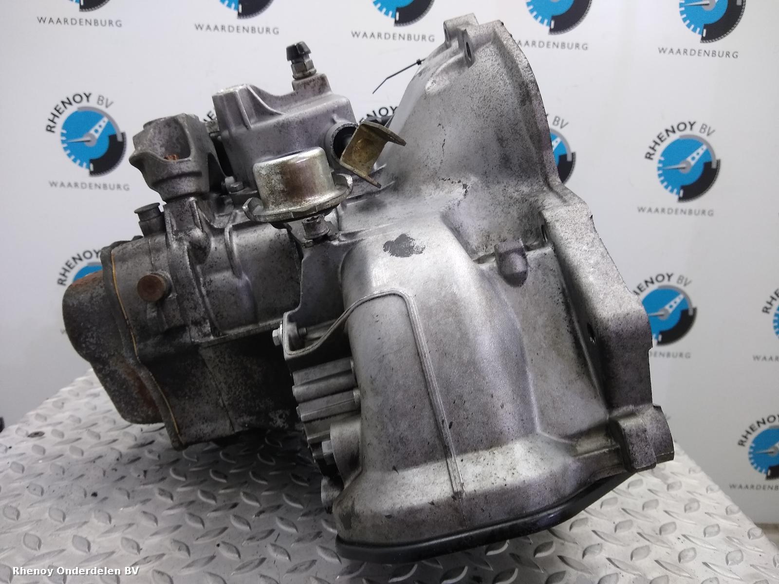 View Auto part TRANSMISSIE / VERSNELLINGSBAK OPEL / VAUXHALL CORSA 2001