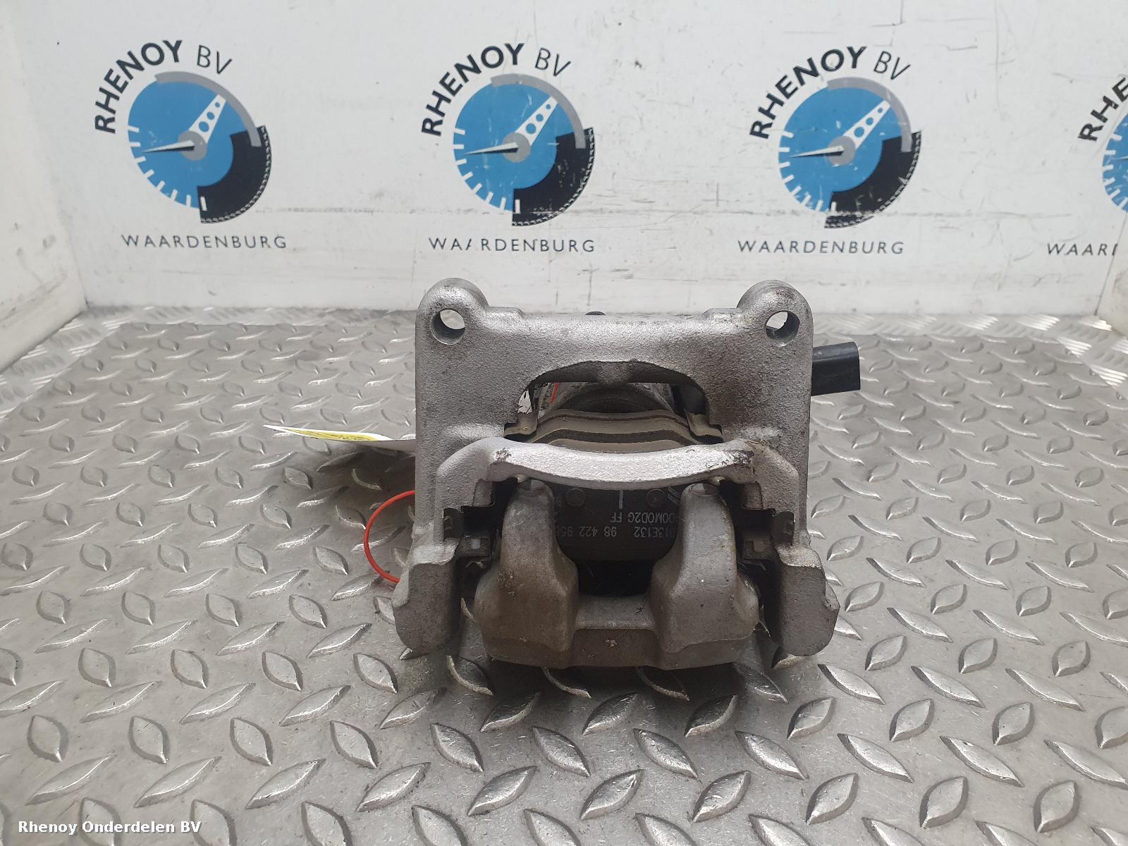 Bekijk Auto-onderdeel REM KLAUW PEUGEOT 208 2020