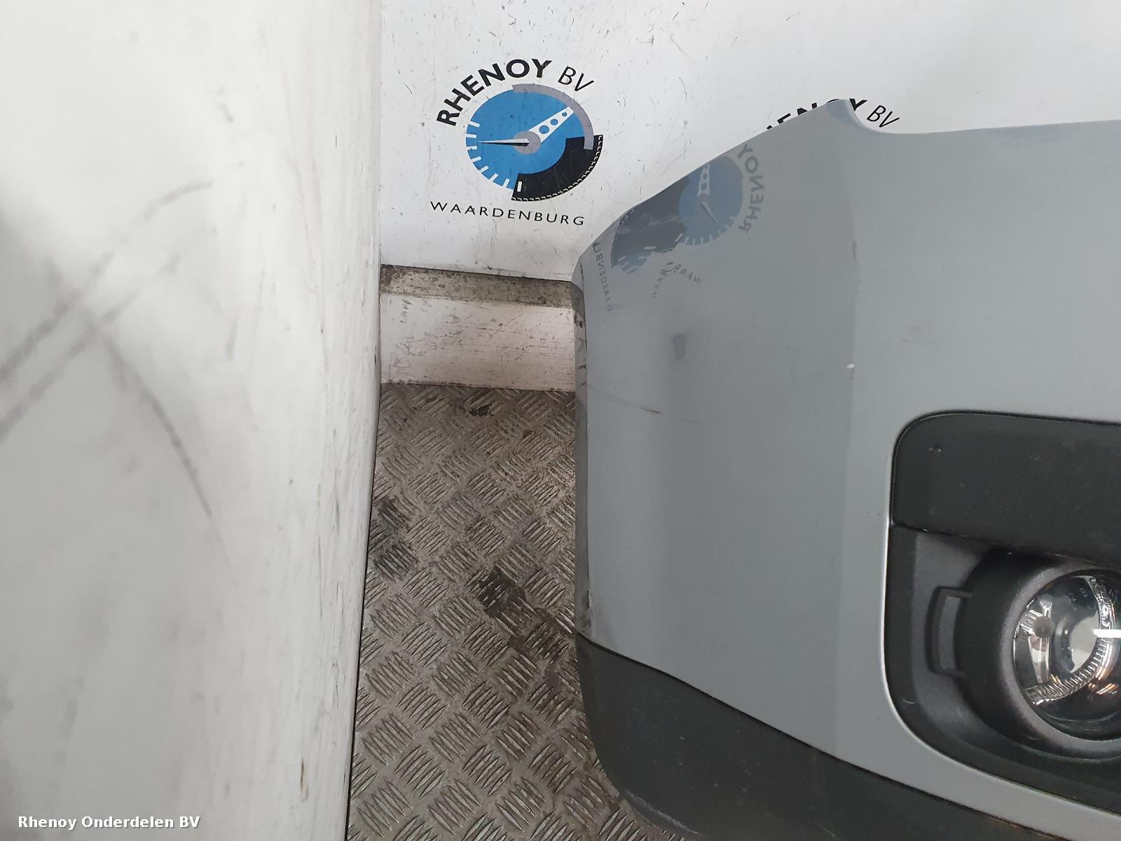 View Auto part VOORBUMPER FORD FOCUS C MAX 2004