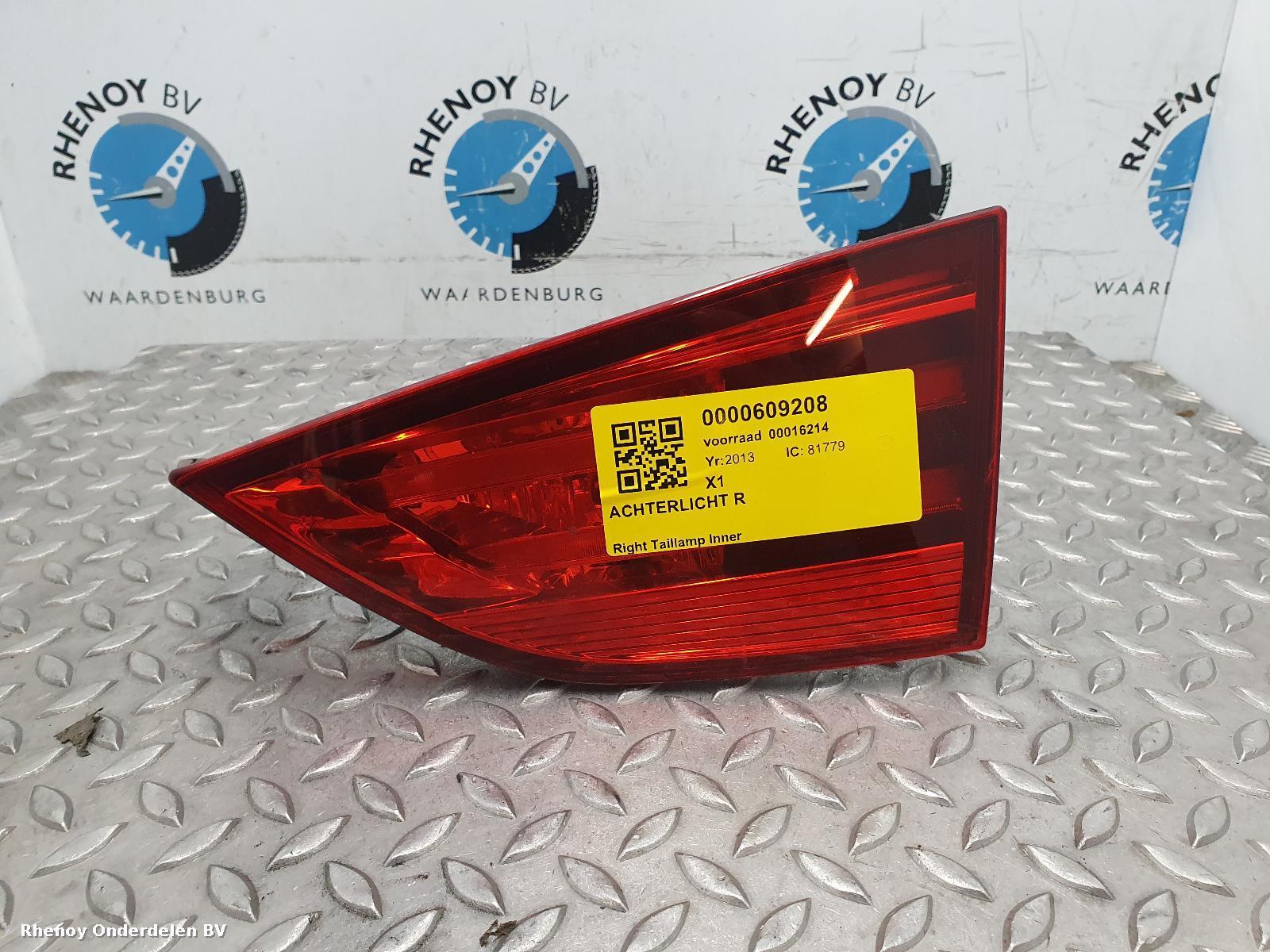 Bekijk Auto-onderdeel ACHTERLICHT R BMW X1 2013