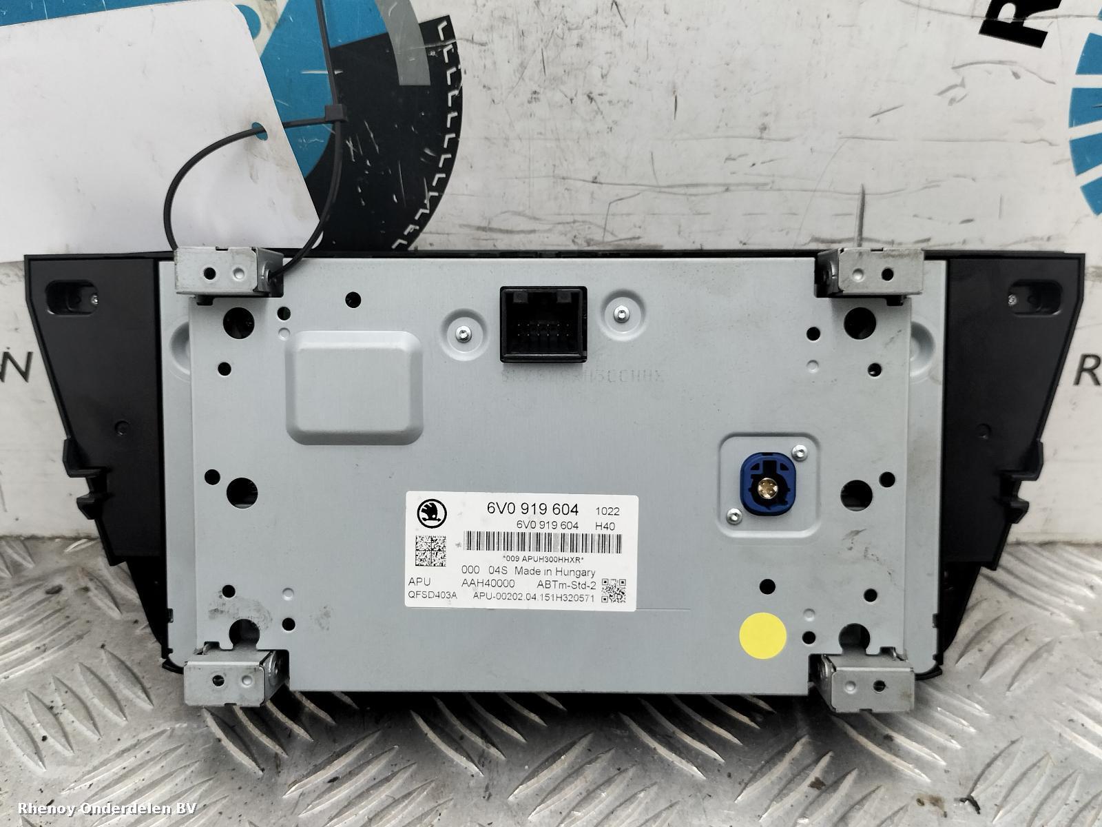 View Auto part RADIO SKODA FABIA 2015