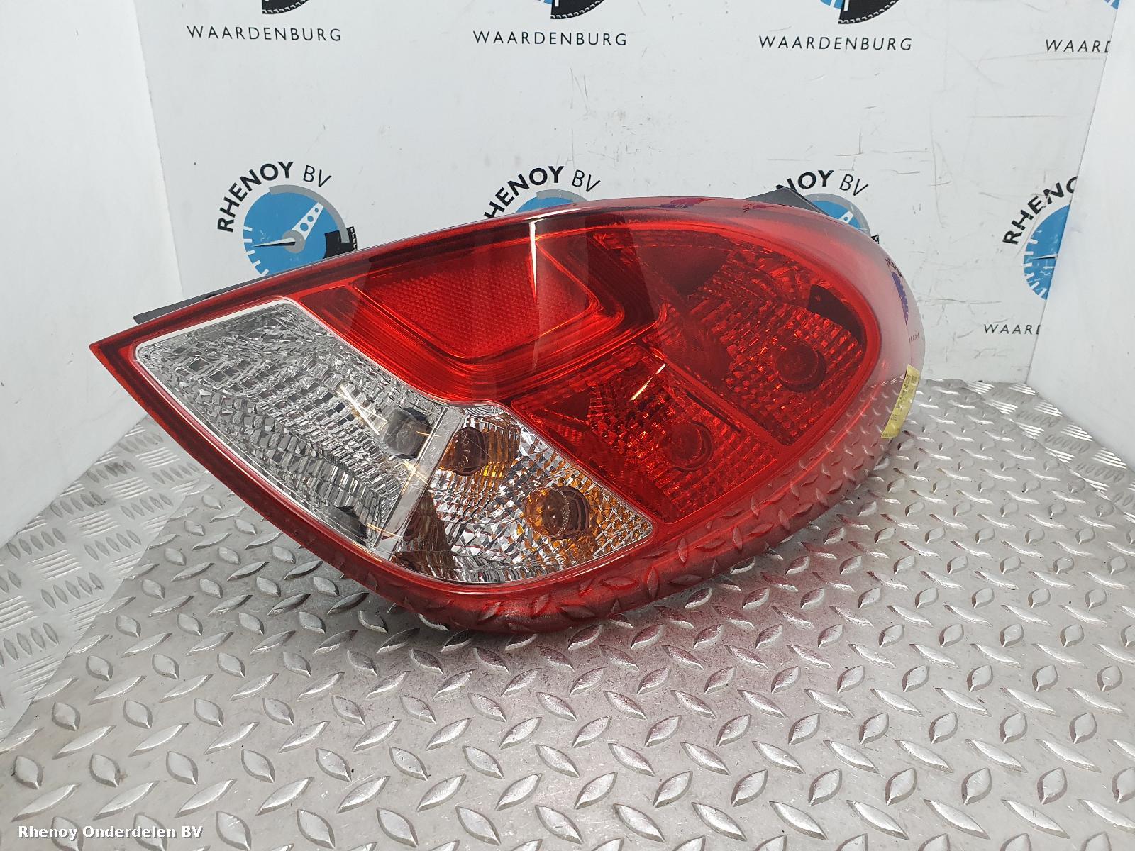 Bekijk Auto-onderdeel ACHTERLICHT R HYUNDAI I20 2012