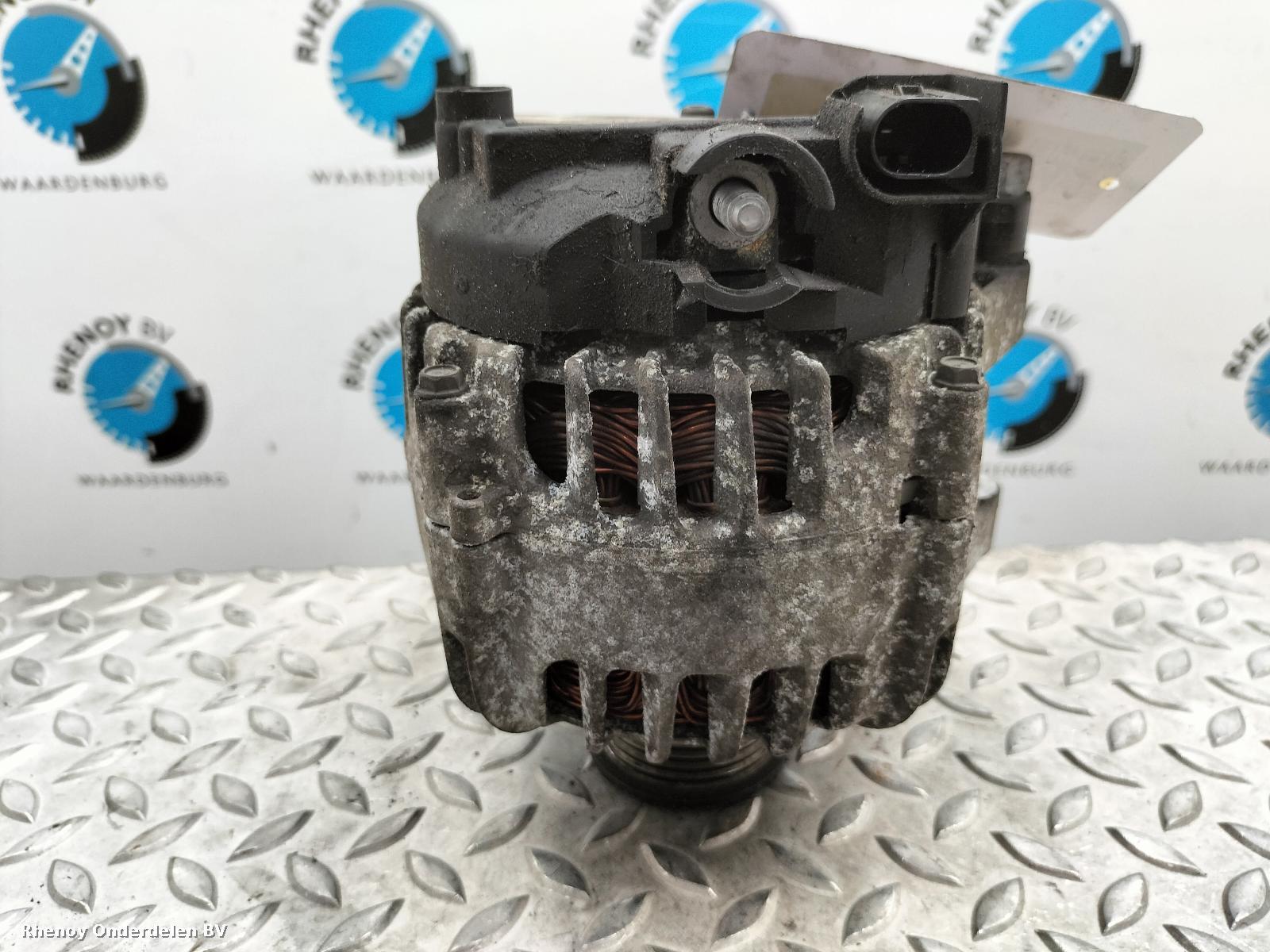 Bekijk Auto-onderdeel DYNAMO FORD FOCUS 2011