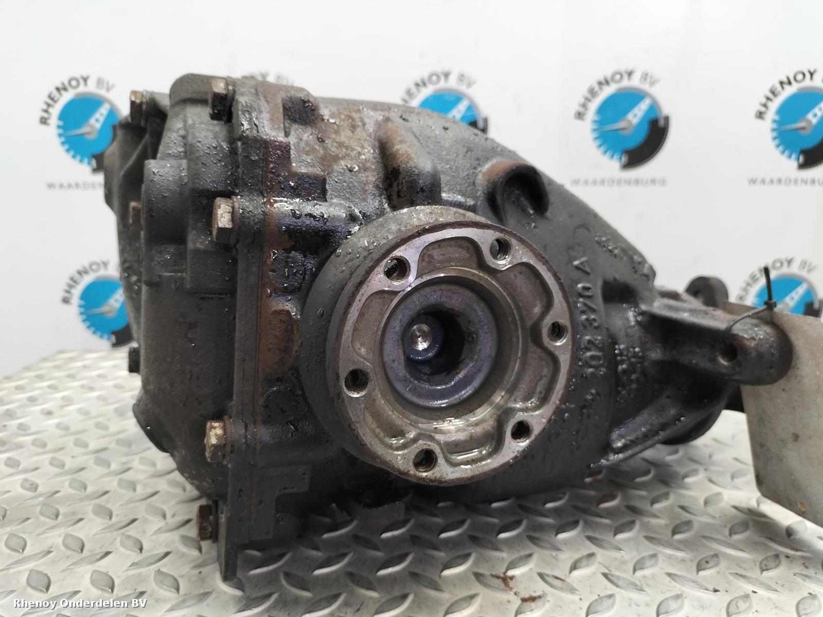 Bekijk Auto-onderdeel DIFFERENTIEEL / CARDAN BMW 1 SERIES 2010