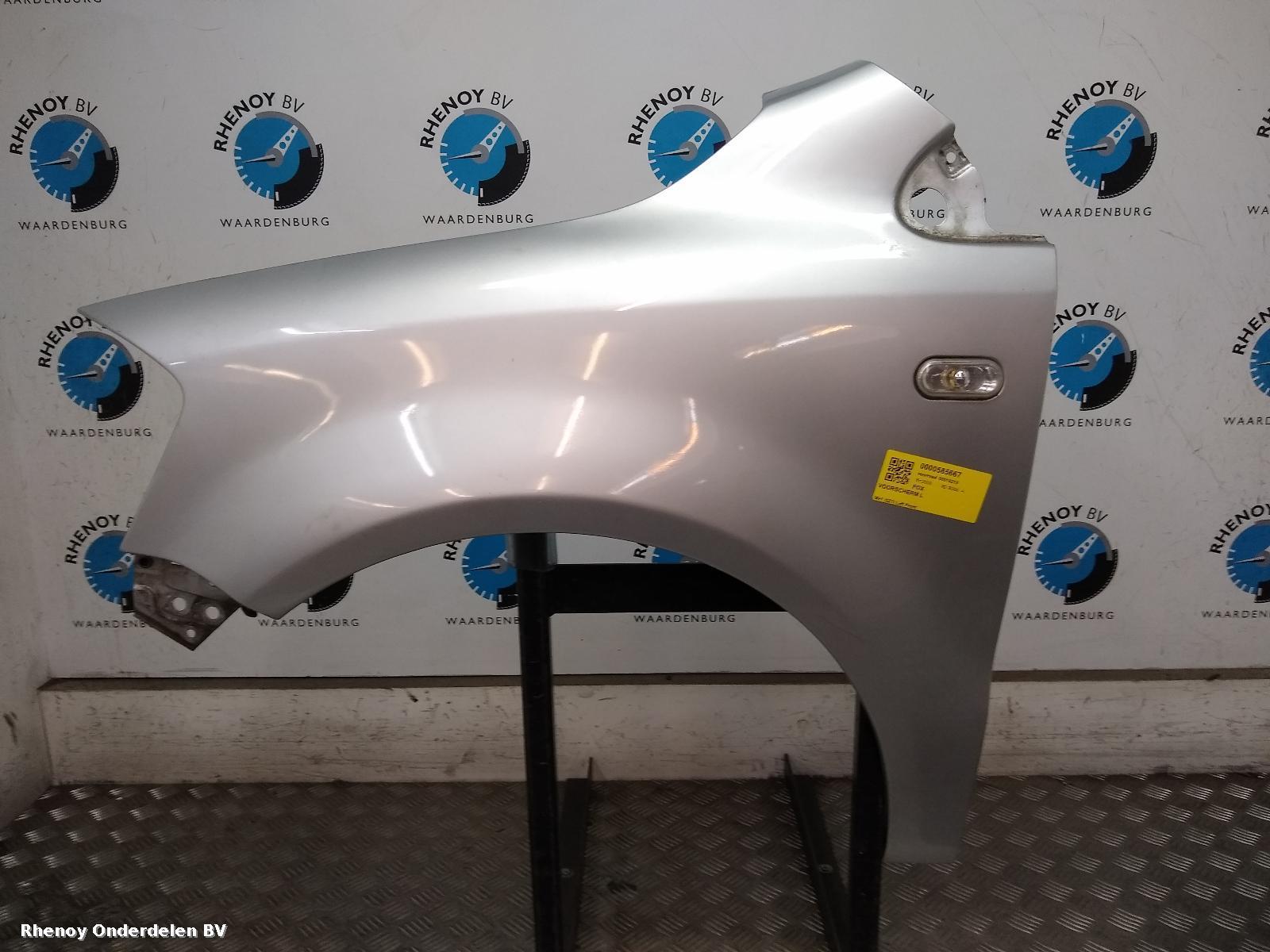 Bekijk Auto-onderdeel VOORSCHERM L VOLKSWAGEN FOX 2006
