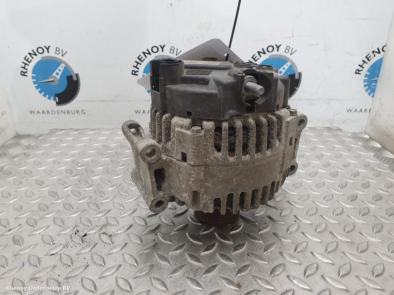 Bekijk Auto-onderdeel DYNAMO MERCEDES C CLASS 2012
