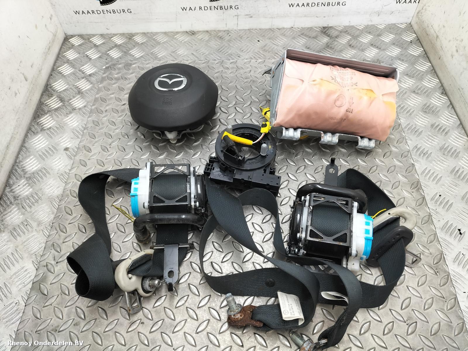 Bekijk Auto-onderdeel AIRBAG SET MAZDA 6  2012