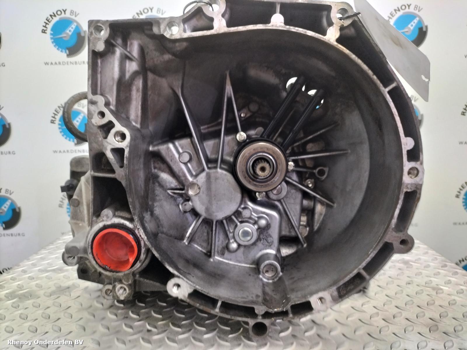 View Auto part TRANSMISSIE / VERSNELLINGSBAK FORD FIESTA 2012