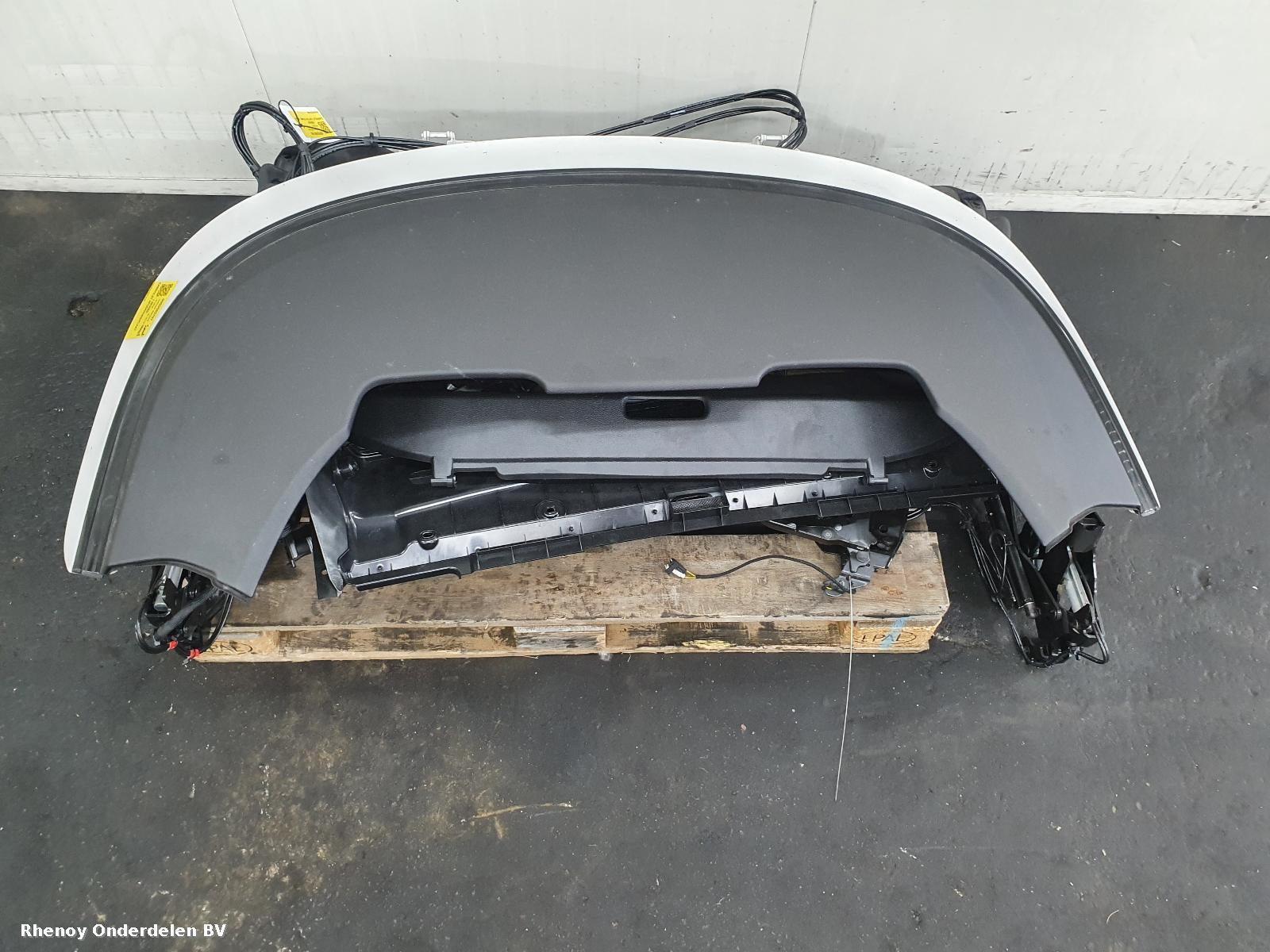 View Auto part Convertible boot cover BMW 1 SERIES 2009