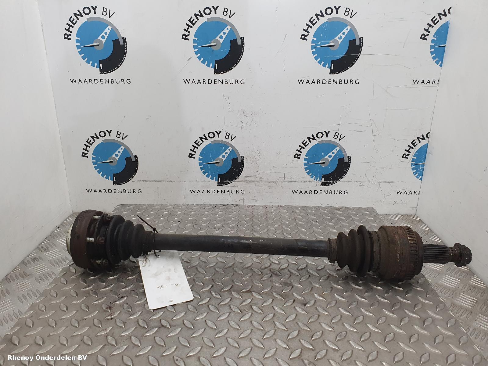 View Auto part AANDRIJFAS L BMW 1 SERIES 2009