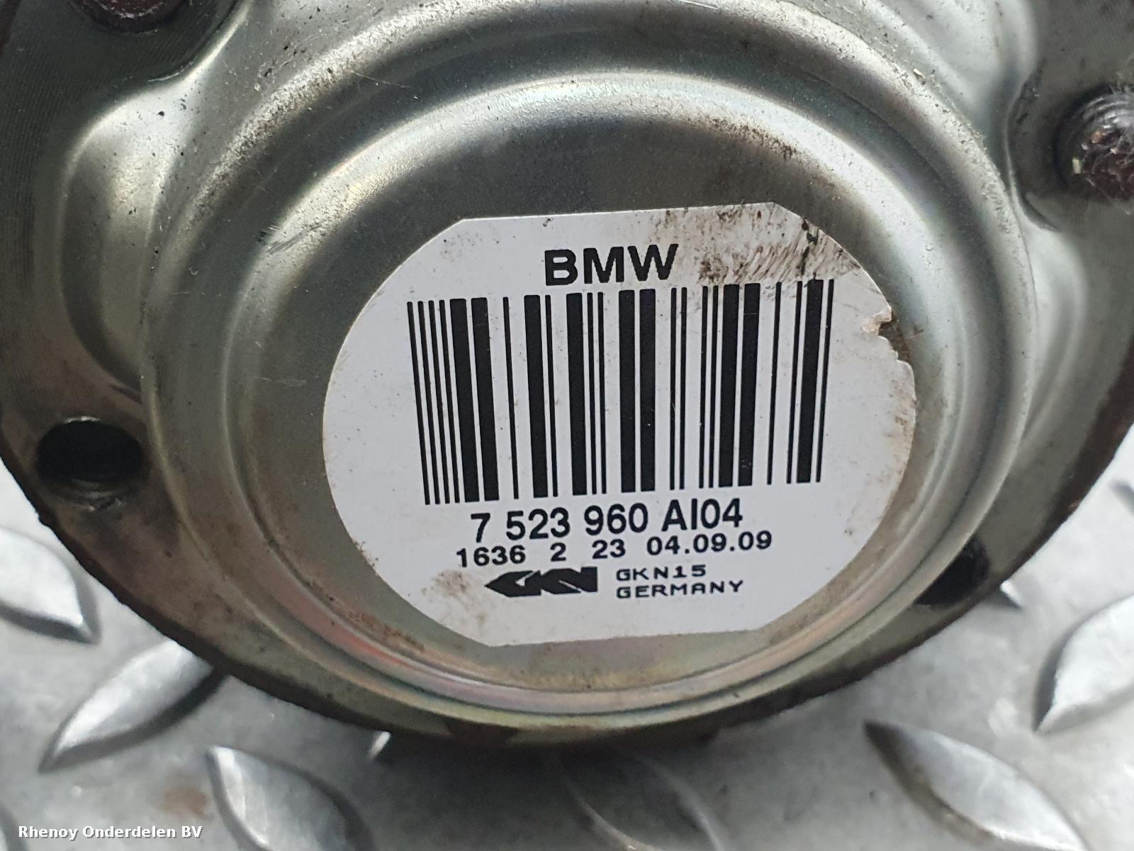 View Auto part AANDRIJFAS R BMW 1 SERIES 2009