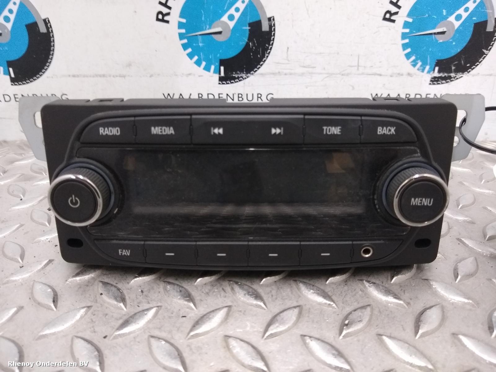 Bekijk Auto-onderdeel RADIO OPEL / VAUXHALL VIVA 2015