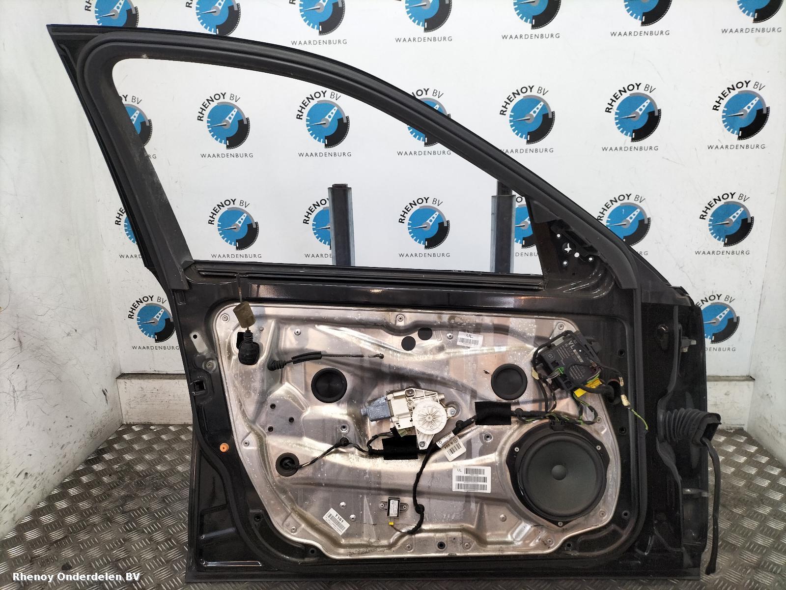 View Auto part PORTIER LV  MERCEDES C CLASS 2008