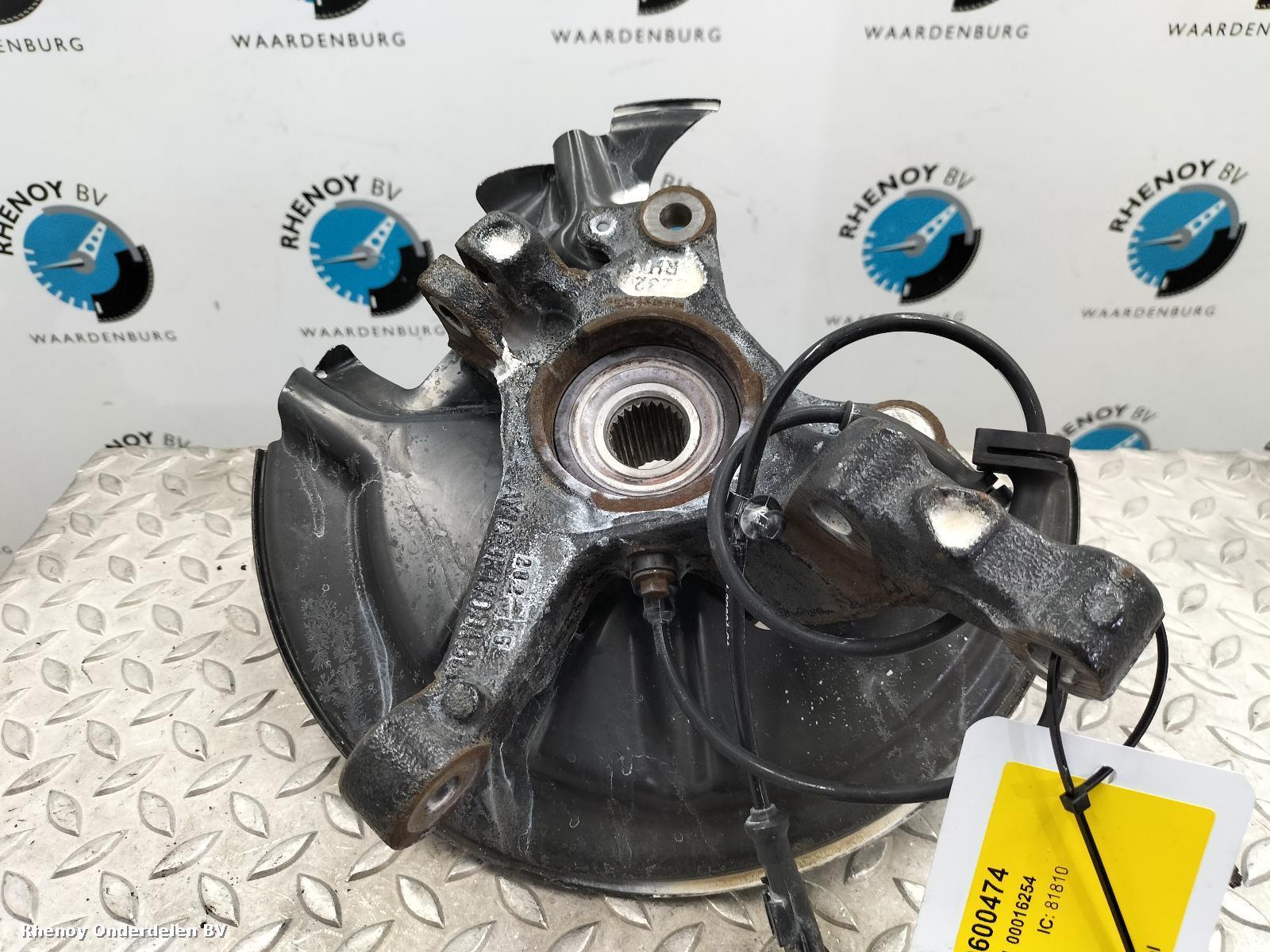 Bekijk Auto-onderdeel FUSEE RV FORD FIESTA 2015