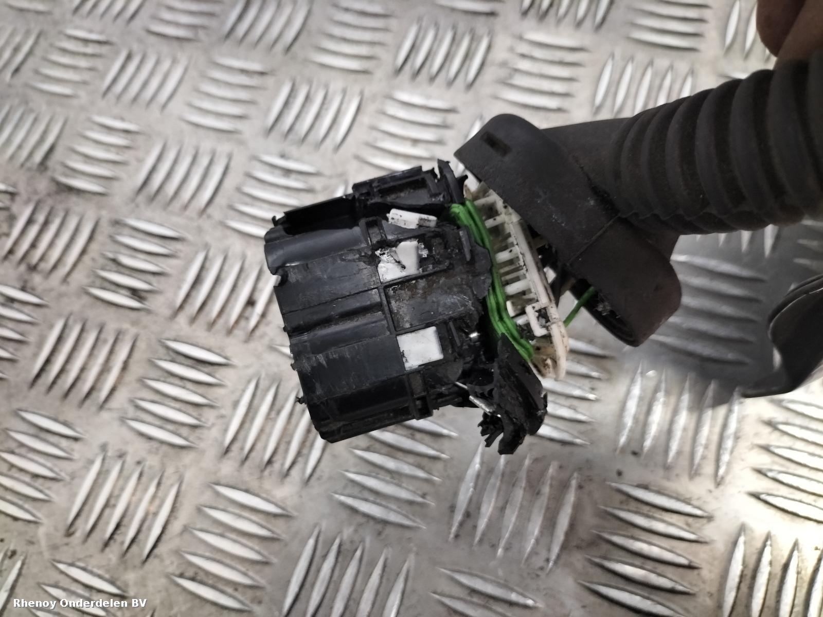 View Auto part PORTIER LA  FORD FOCUS 2013