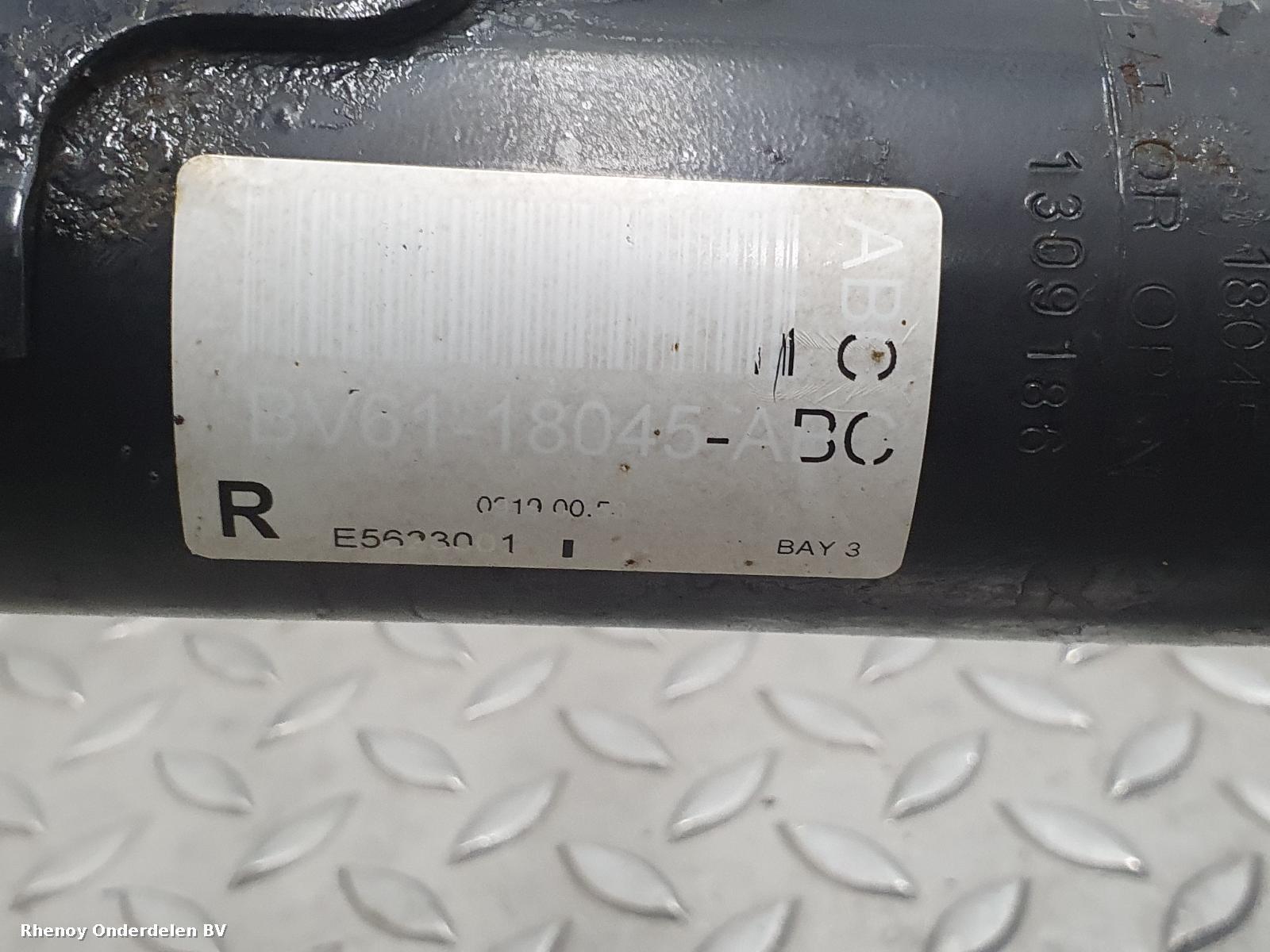 View Auto part VEERPOOT / SCHOKBREKER RV FORD FOCUS 2013