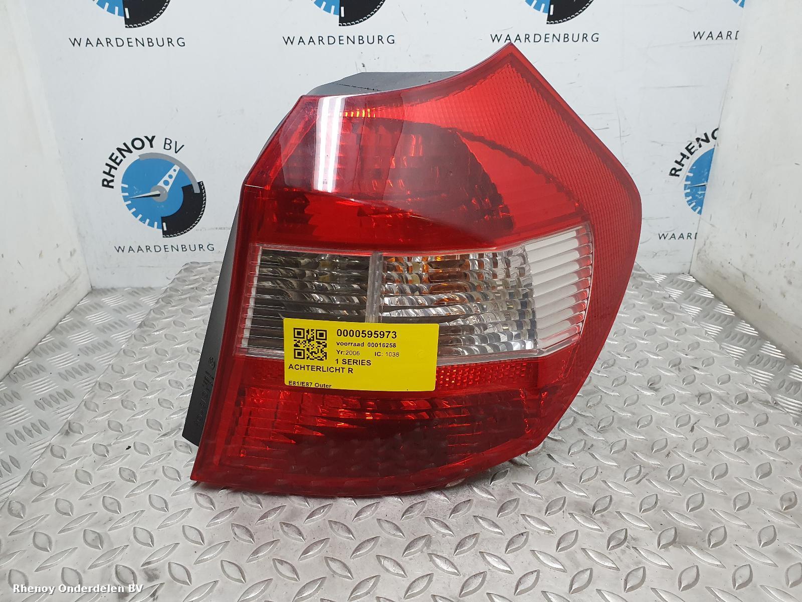 Bekijk Auto-onderdeel ACHTERLICHT R BMW 1 SERIES 2006